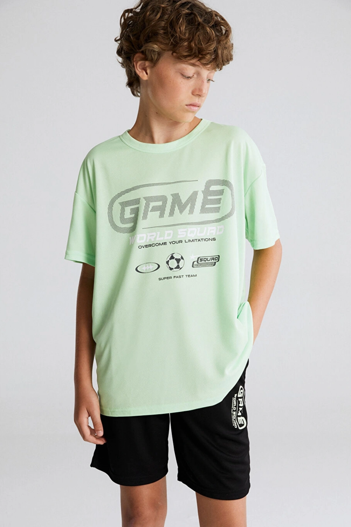 LCW Kids Yeşil Bisiklet Yaka Erkek Çocuk Tişört ve Şort