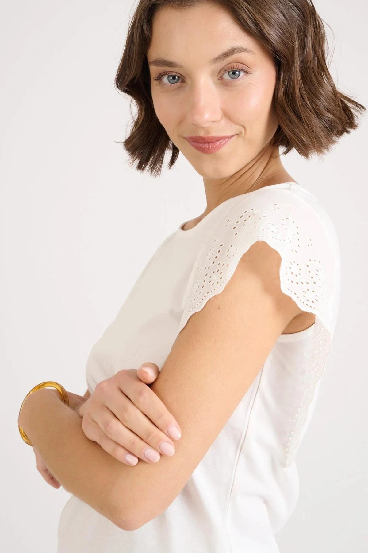 Fashion Friends %100 Pamuk Kolları Dantelli Ekru Bluz