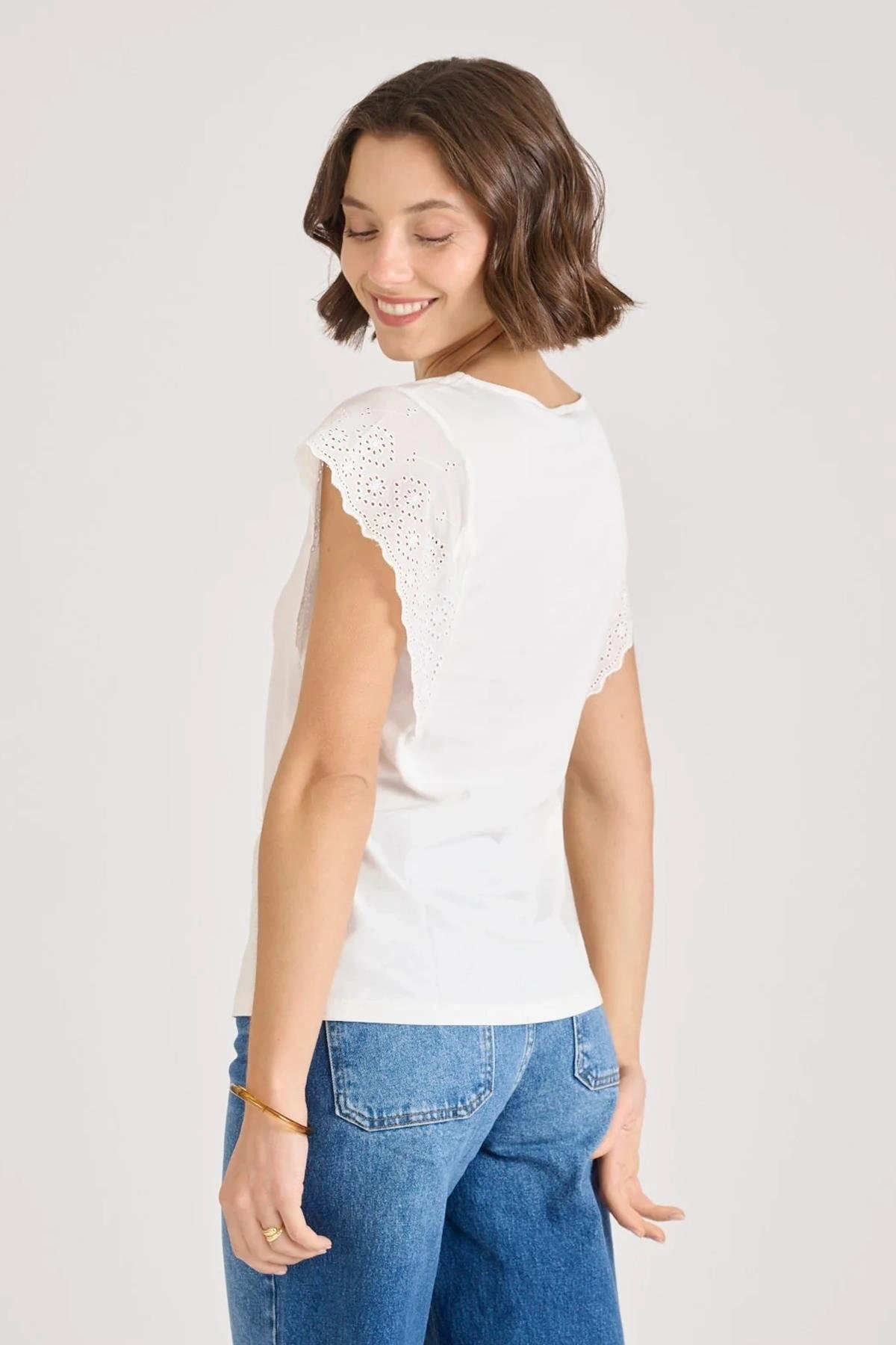 Fashion Friends %100 Pamuk Kolları Dantelli Ekru Bluz