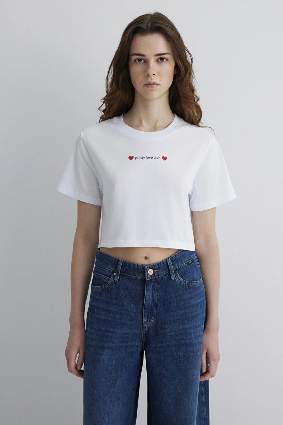 Mavi Baskılı Beyaz Crop Tişört Regular Fit / Normal Kesim