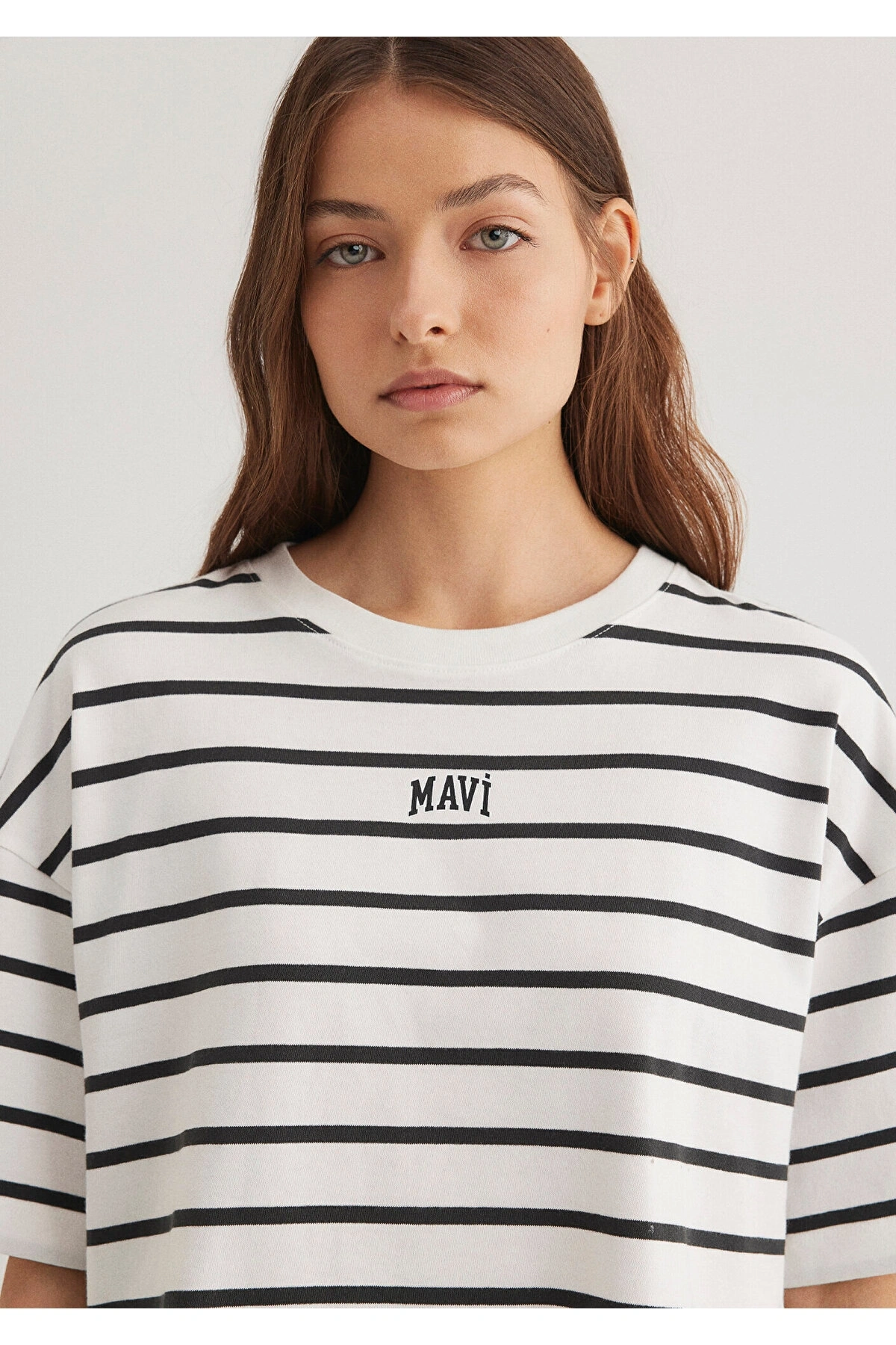 Mavi Logo Baskılı Siyah Çizgili Crop Tişört Crop / Kısa Kesim