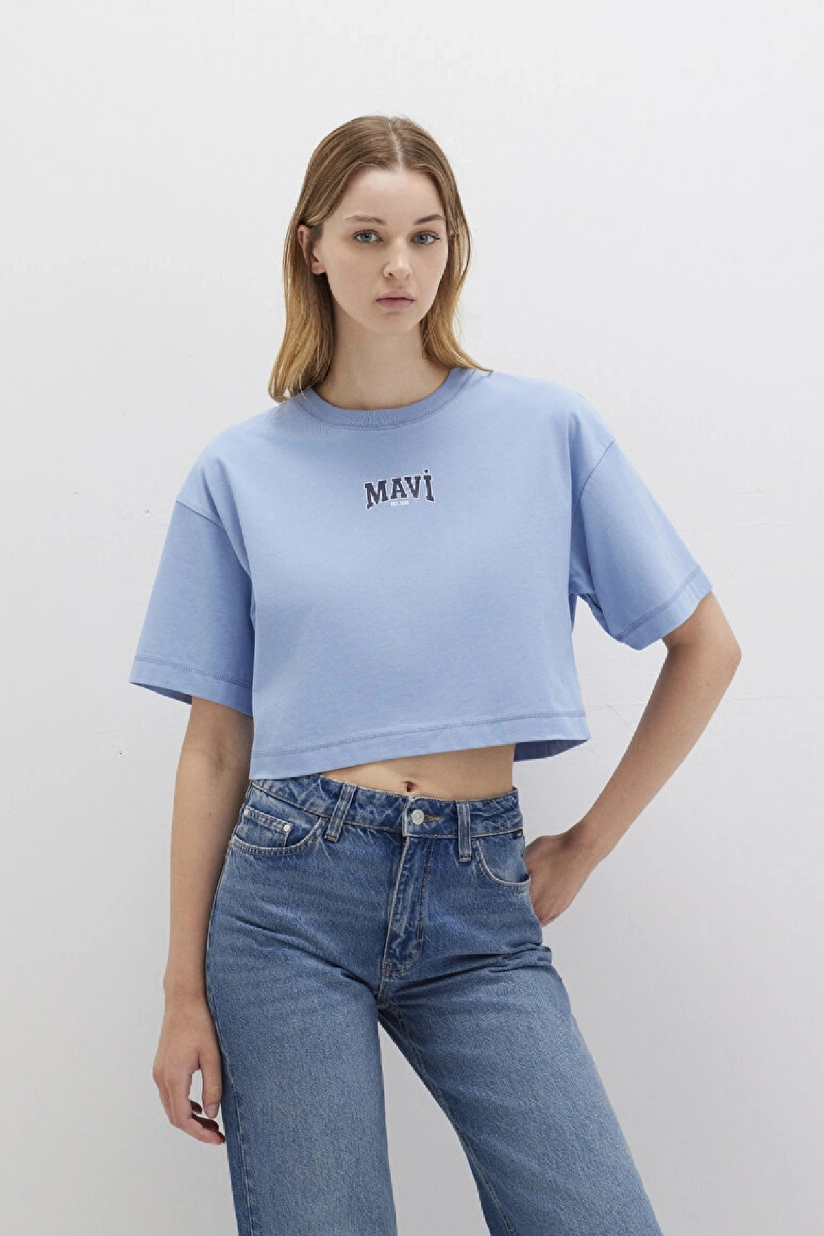 Mavi Logo Baskılı Crop Tişört Crop / Kısa Kesim