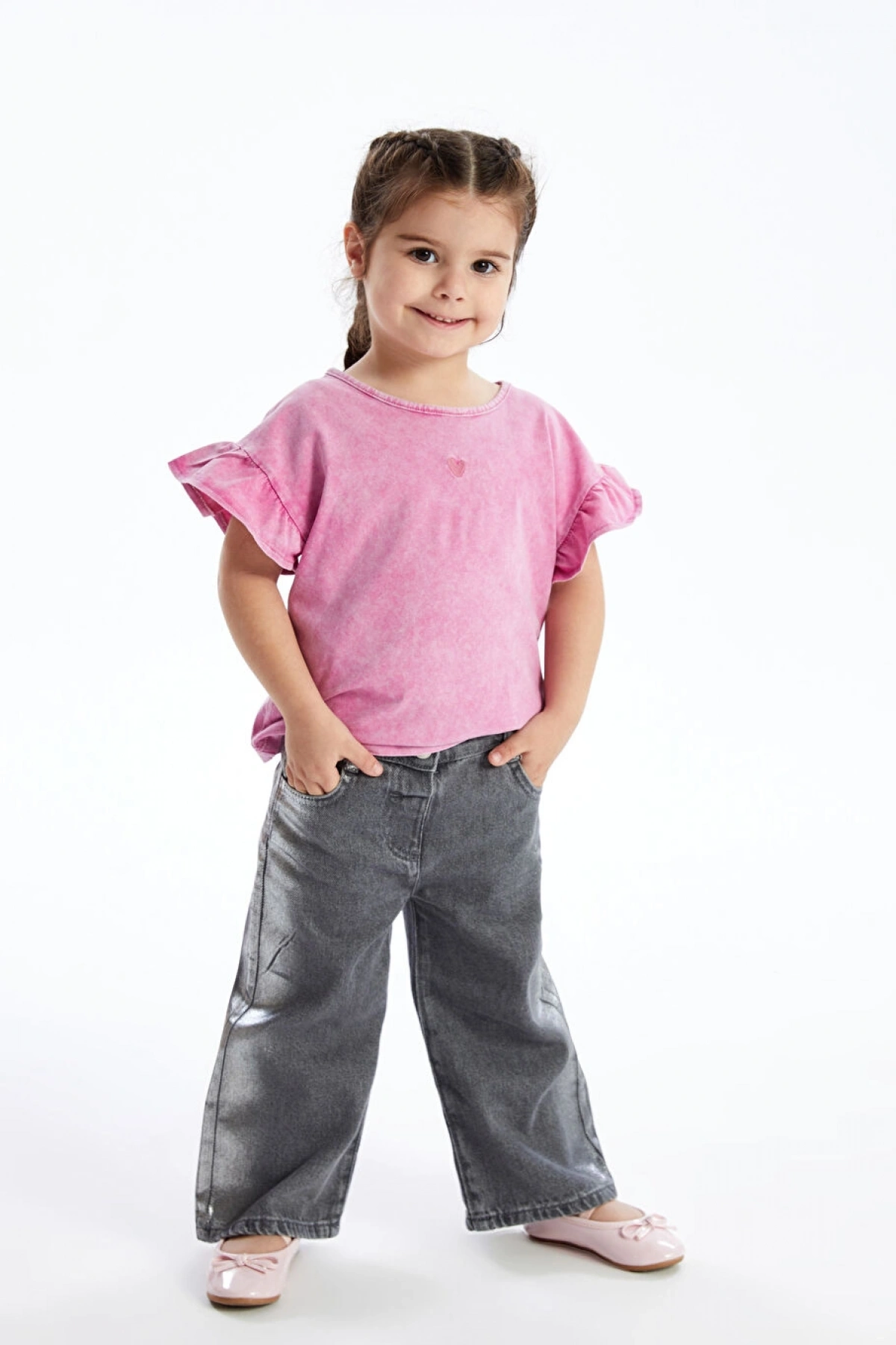 LCW baby Bisiklet Yaka Nakışlı Kız Bebek Tişört