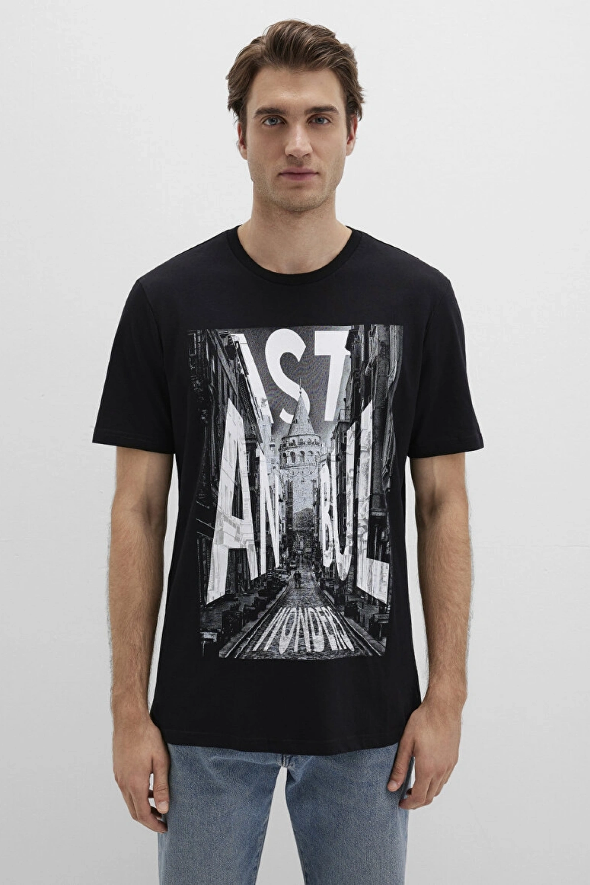 İstanbul Galata Baskılı Siyah Tişört