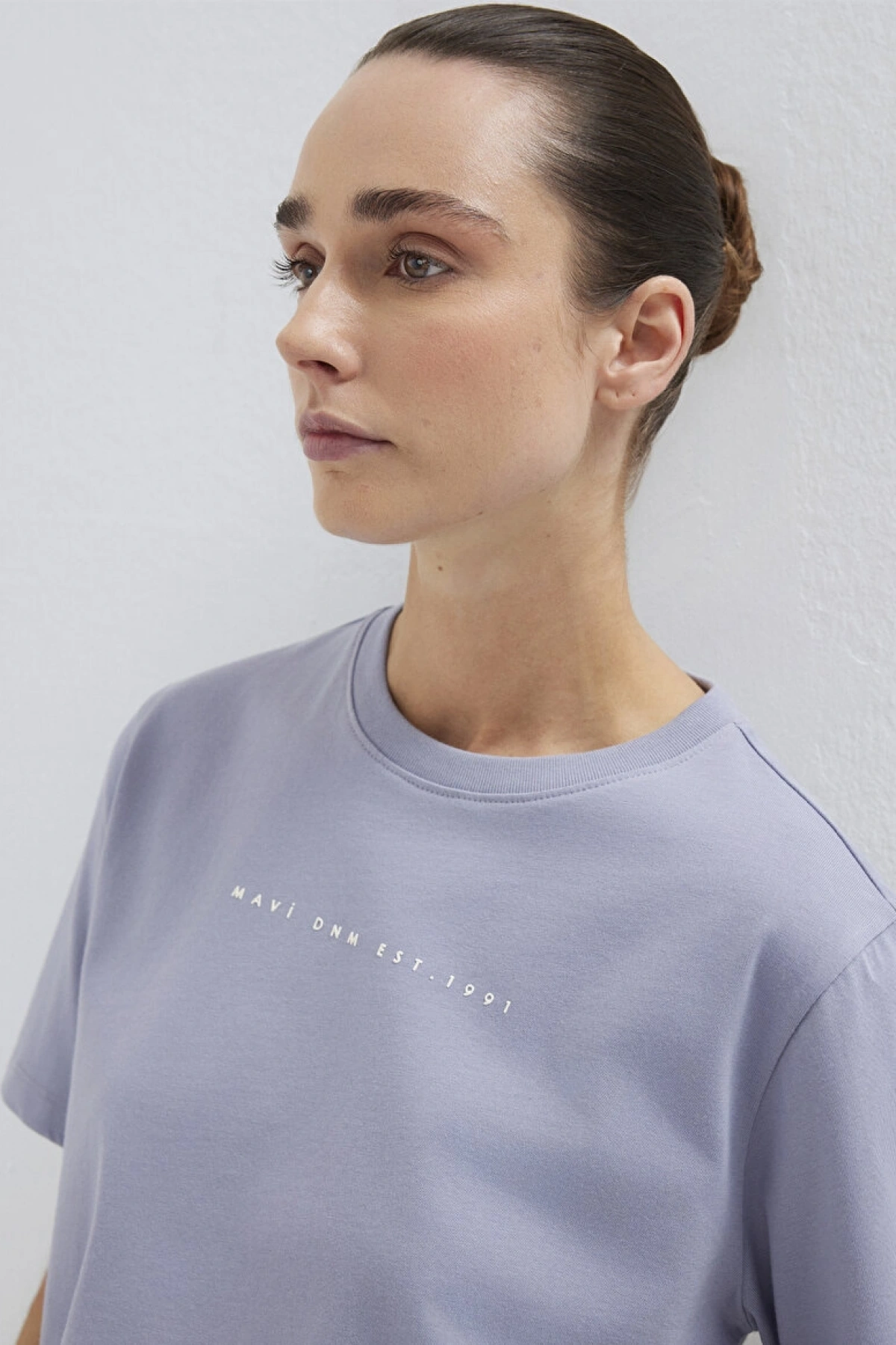 MAVİ BASKILI TİŞÖRT