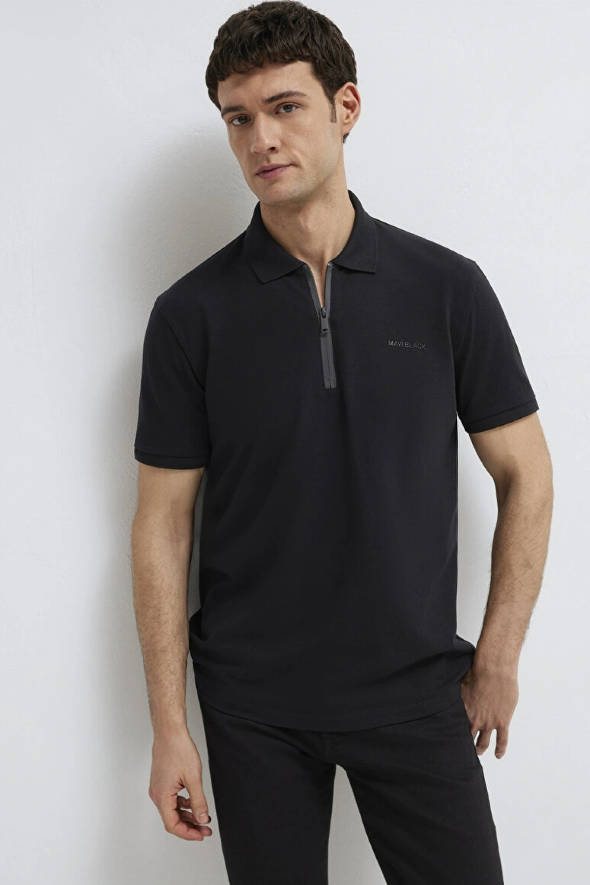MAVİ YARIM FERMUARLI POLO TİŞÖRT Siyah