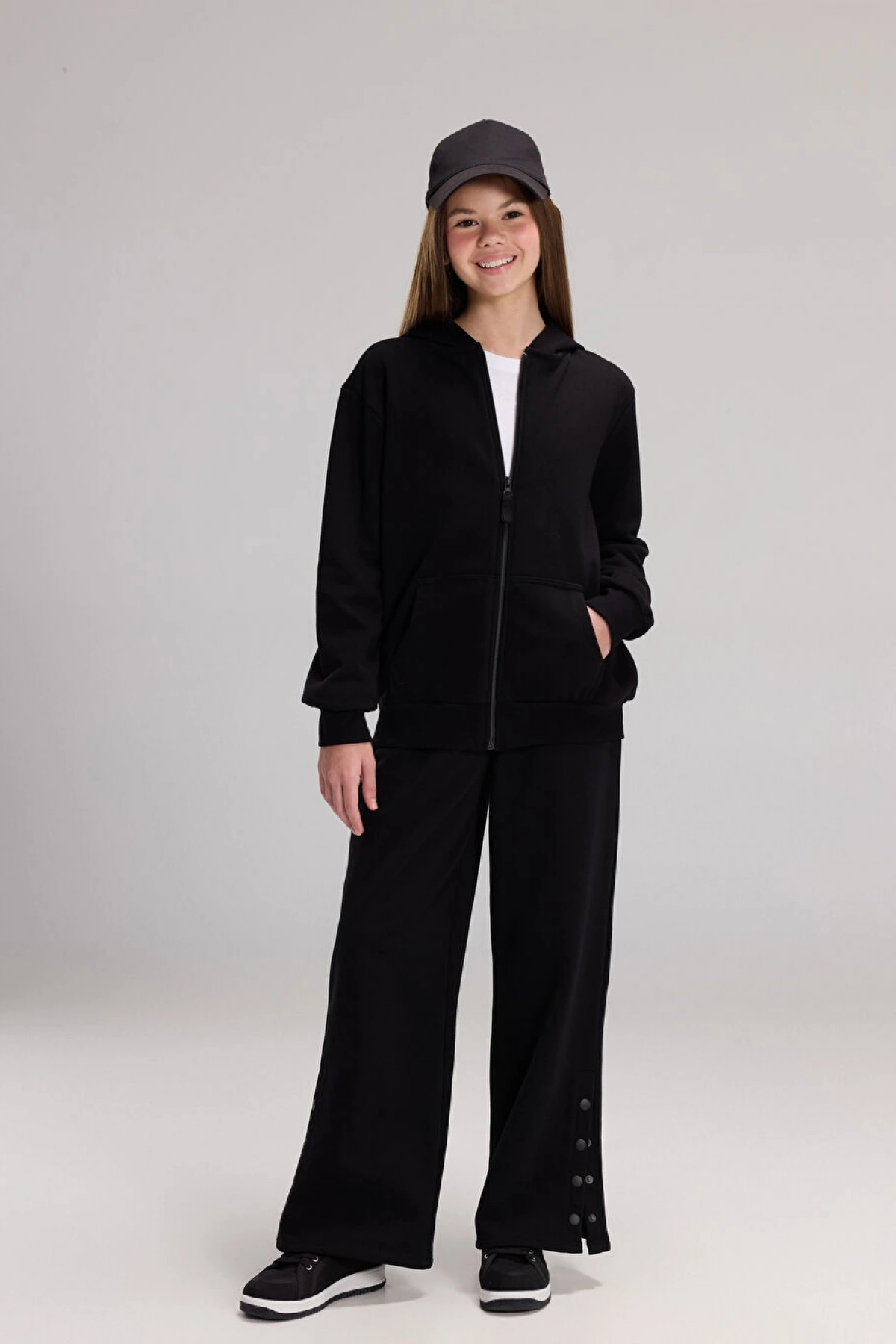 LCW Kids Siyah Uzun Kollu Kız Çocuk Fermuarlı Sweatshirt