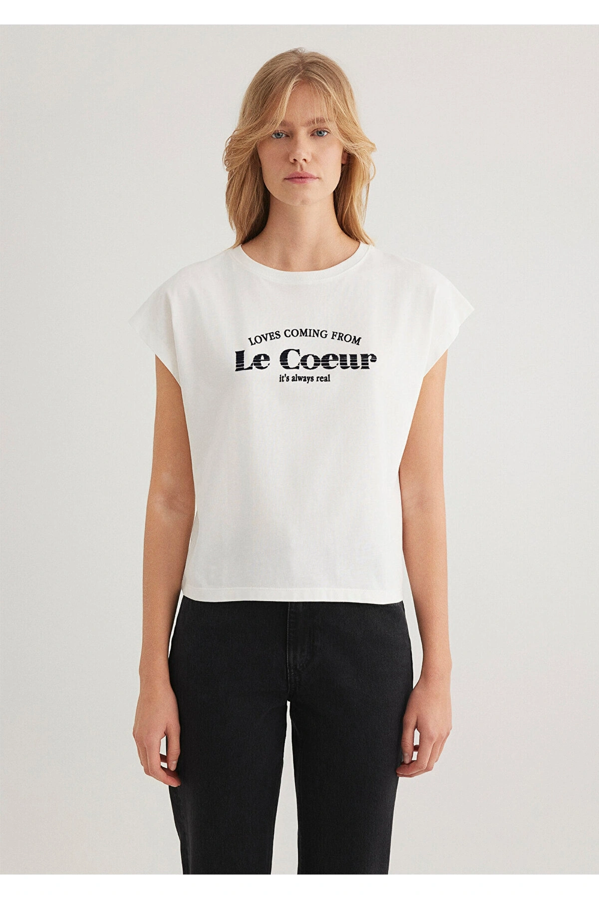 Mavi Baskılı Beyaz Tişört Regular Fit / Normal Kesim