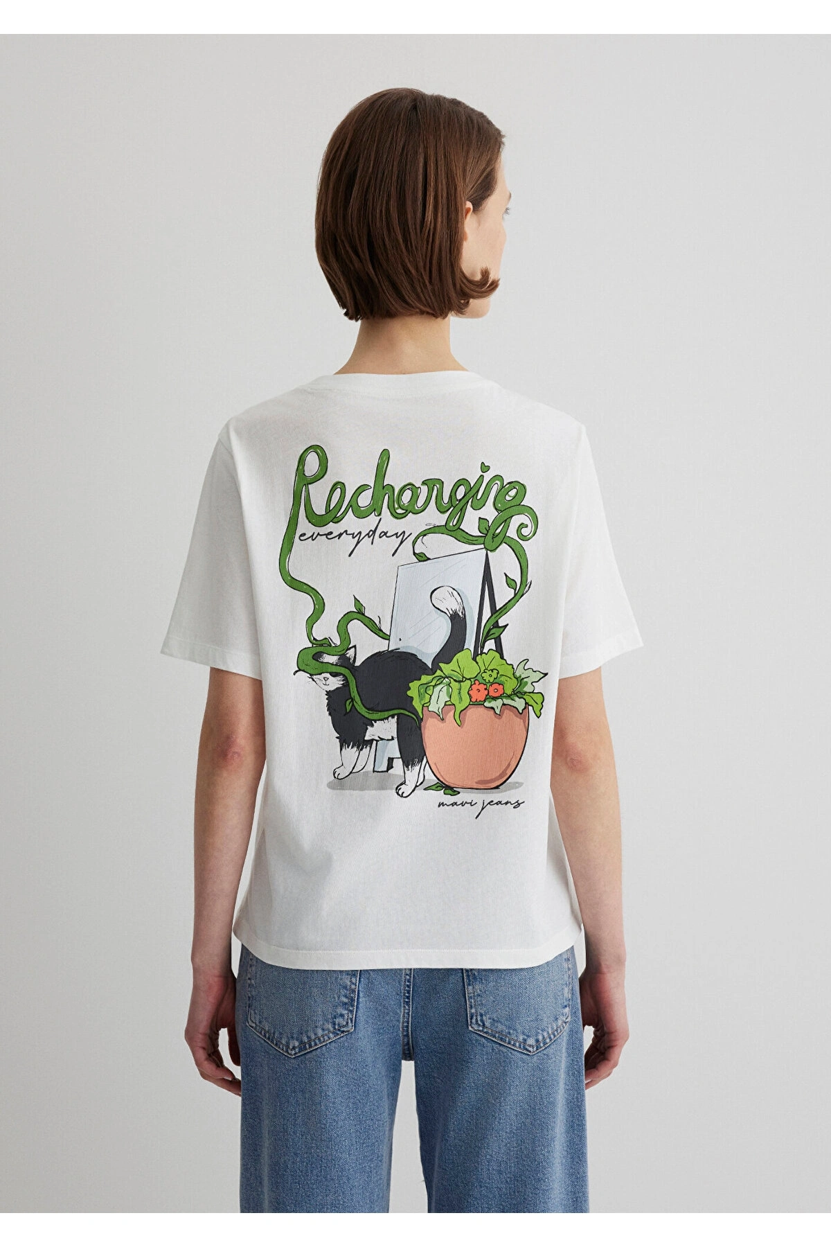 Mavi Kedi Baskılı Ekru Tişört Regular Fit / Normal Kesim