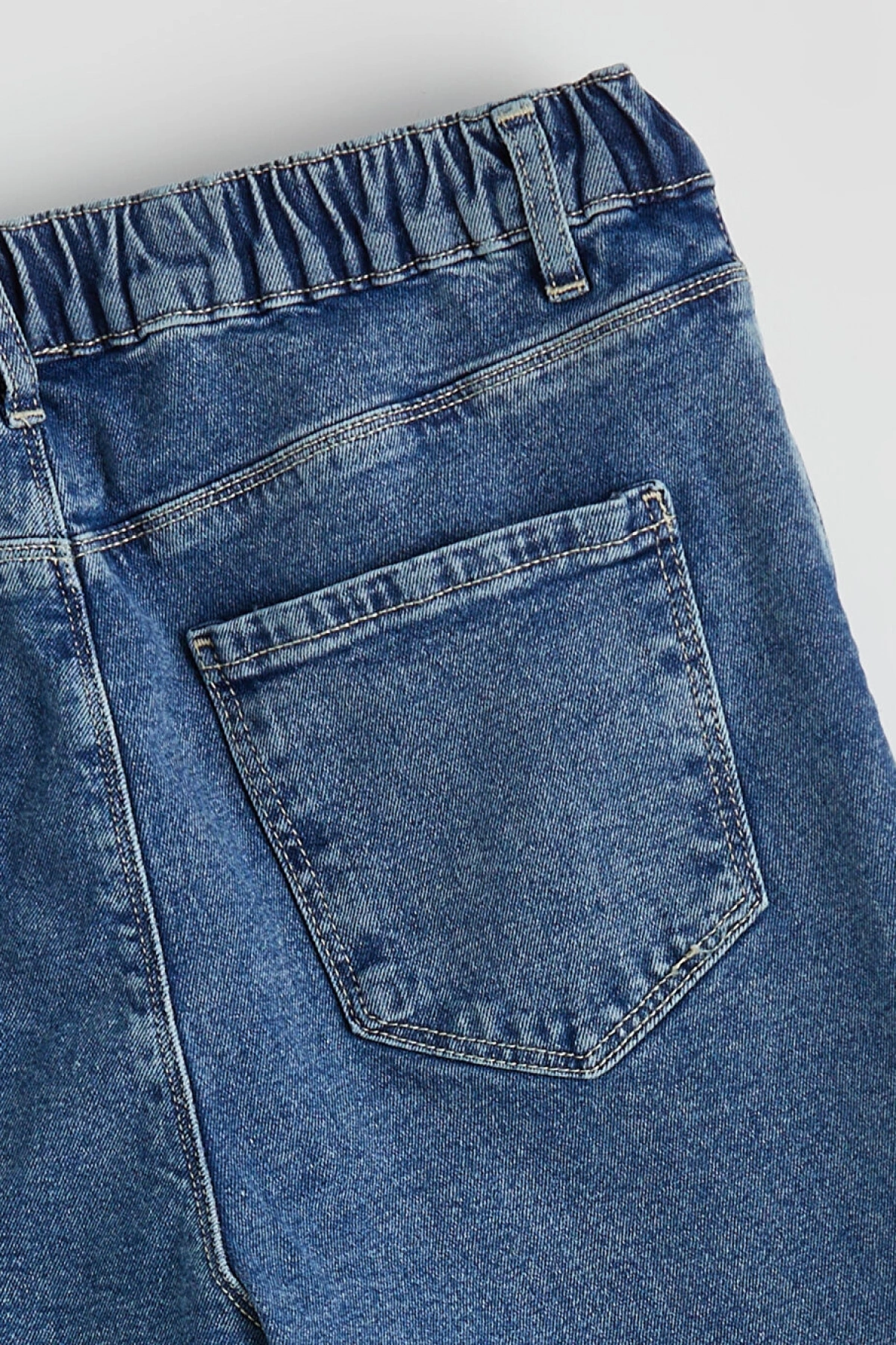 LCWAIKIKI Classic Indigo Beli Lastikli Straight Fit Kadın Jean Pantolon