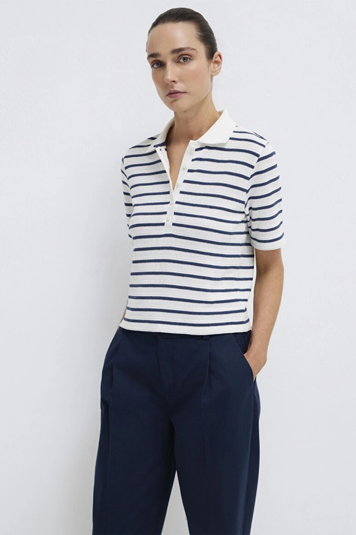 MAVİ Lacivert Çizgi Dokulu Beyaz Polo Tişört
