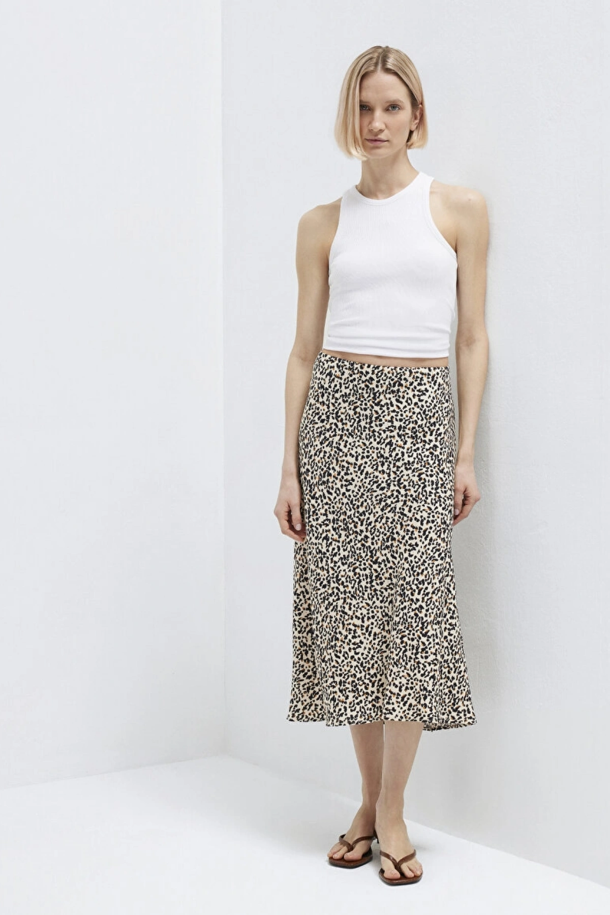 MAVİ Baskılı Ekru Midi Etek