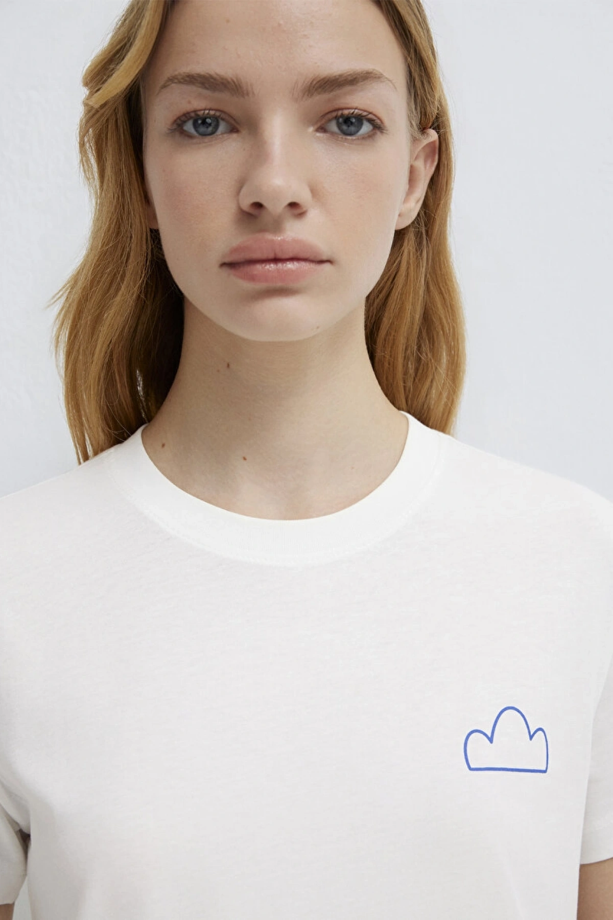 MAVİ KADIN BASKILI TİŞÖRT Kırık Beyaz