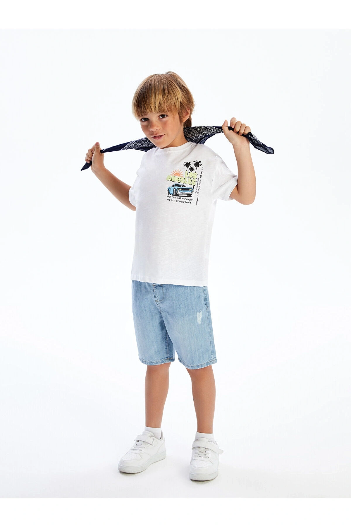 LCW baby Beyaz Los Angeles Baskılı Penye Erkek Çocuk Tişört