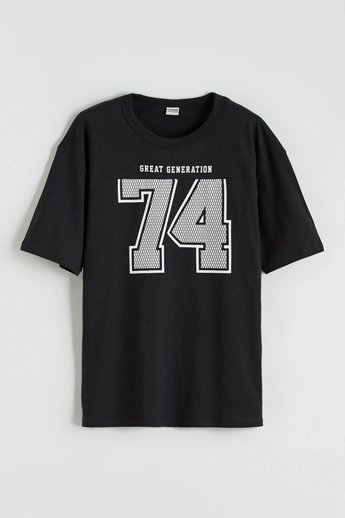 LCW Kids Siyah Bisiklet Yaka Baskılı Erkek Çocuk Tişört Ve Şort