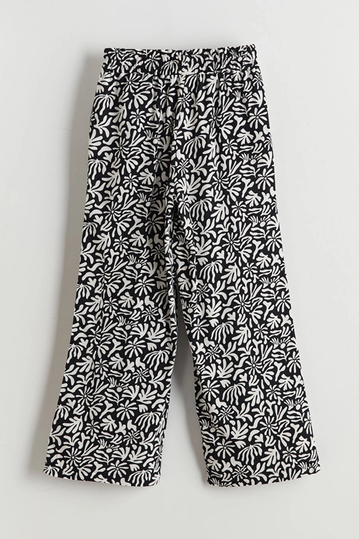 LCW Kids Siyah Beli Lastikli Kız Çocuk Pantolon