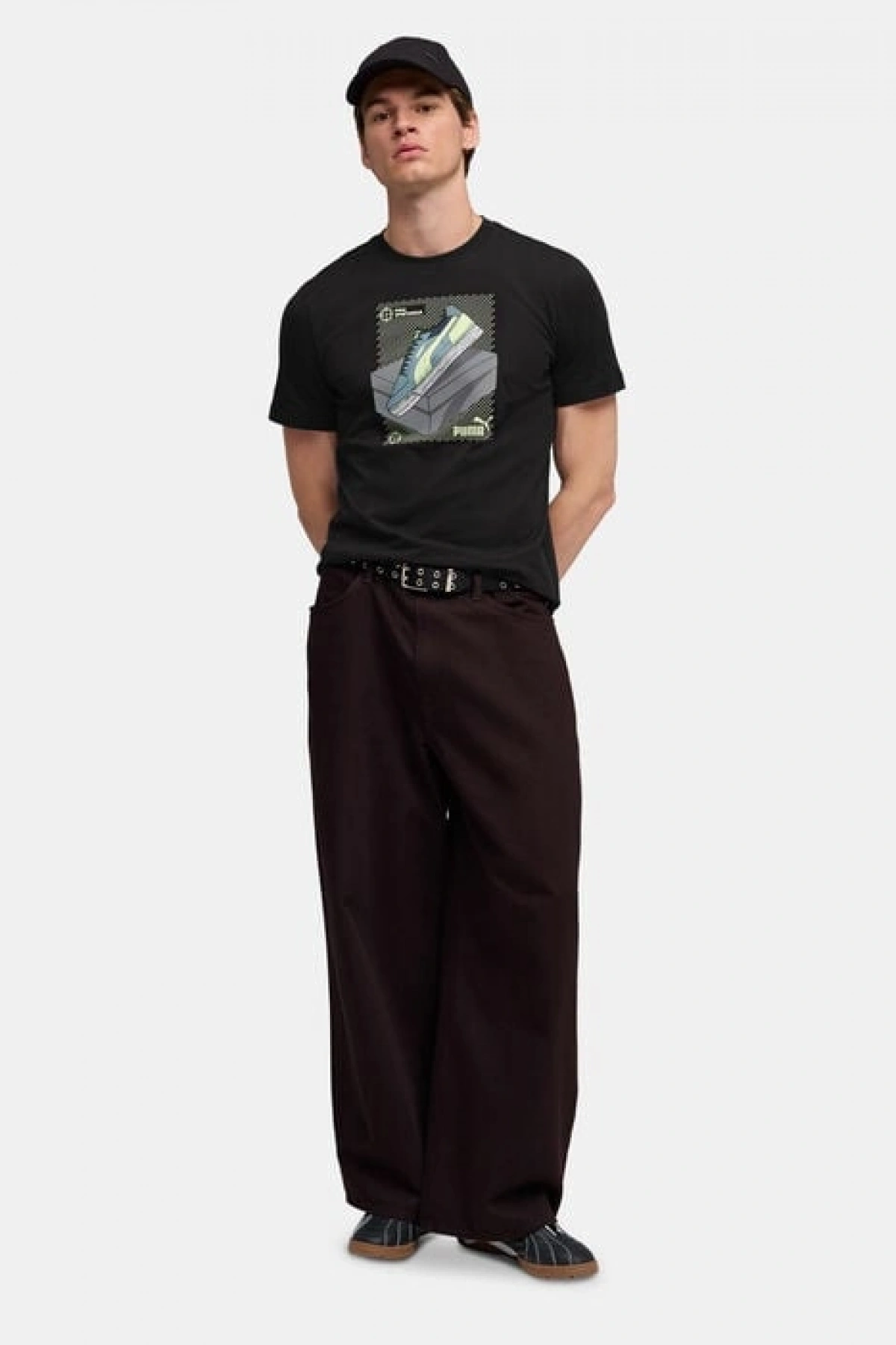 PUMA Mens Graphics Sneaker T-Shirt