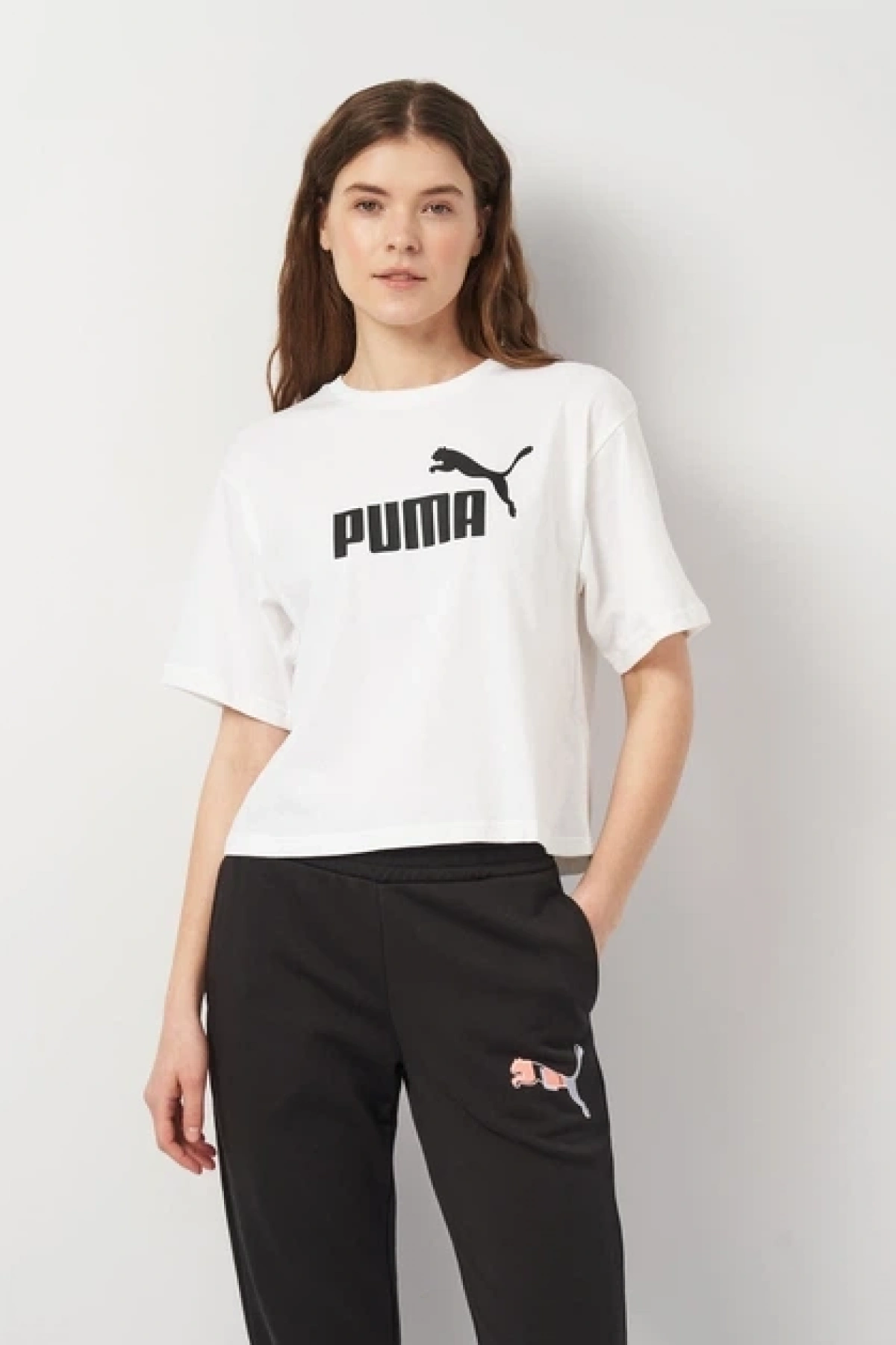 Puma Essentials Kadın Beyaz Tişört