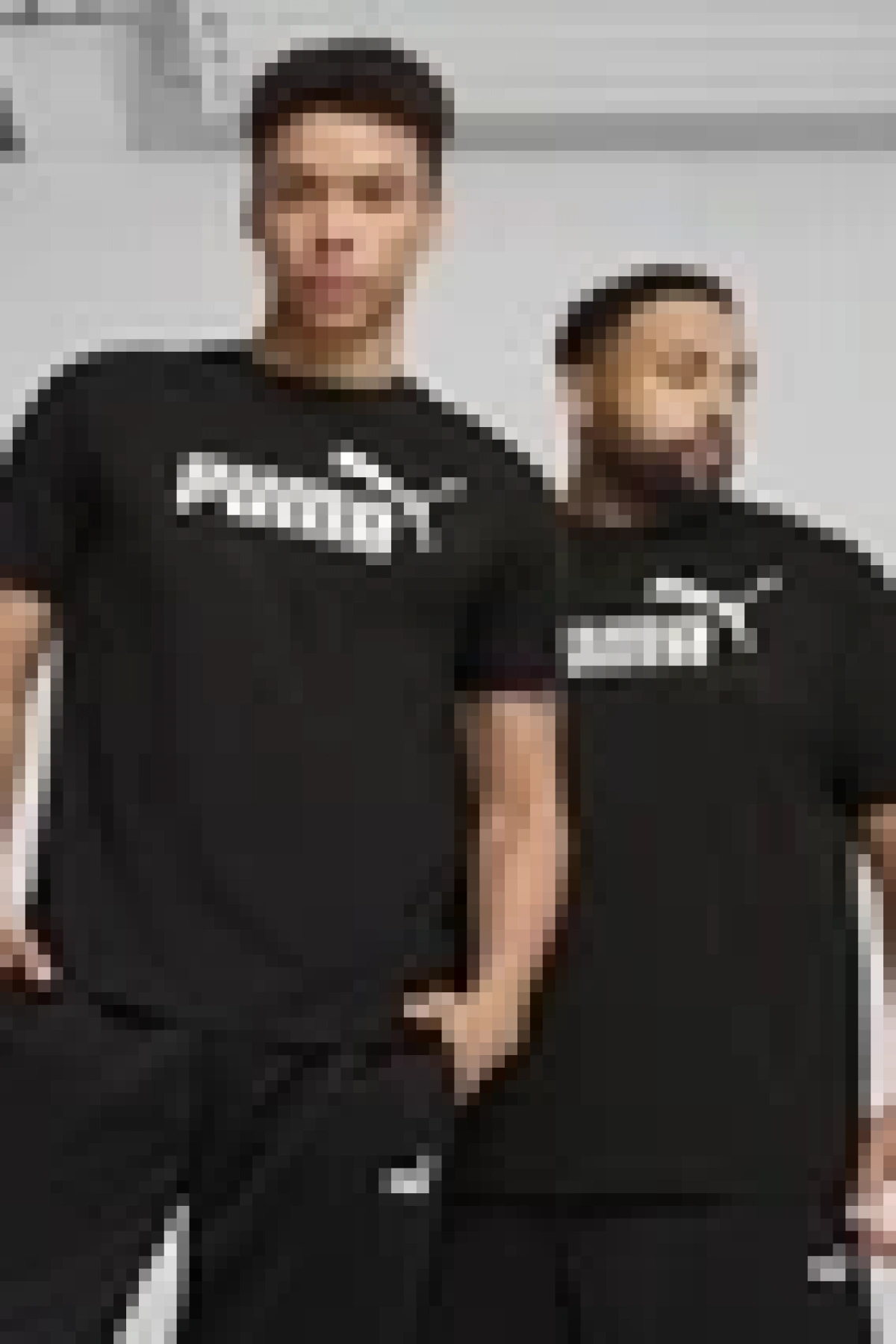 Erkek uzun pamuklu tişört Puma Ess No. 1 Logo Tee Siyah baskılı