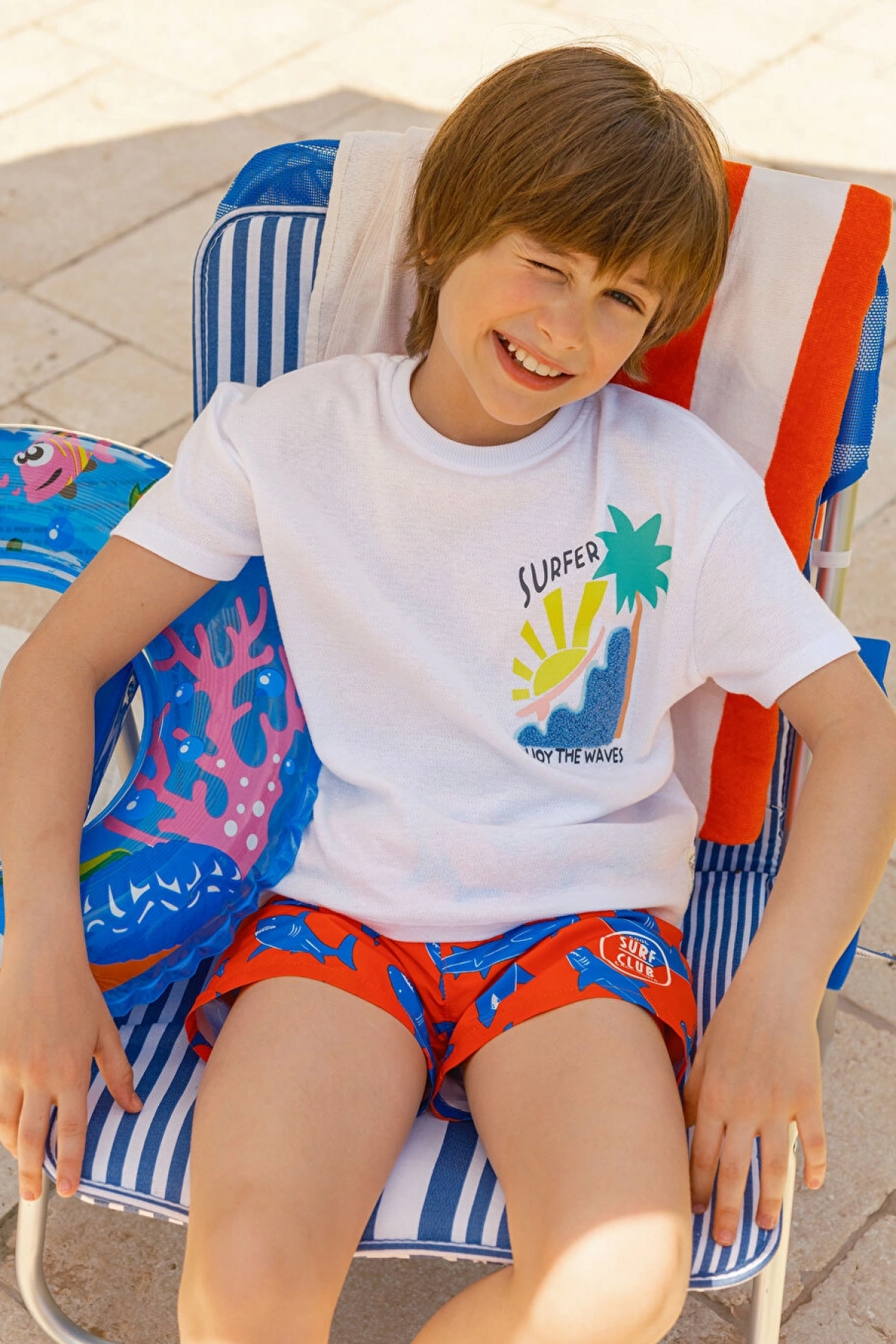 LCW Kids Beyaz Bisiklet Yaka Baskılı Erkek Çocuk Tişört