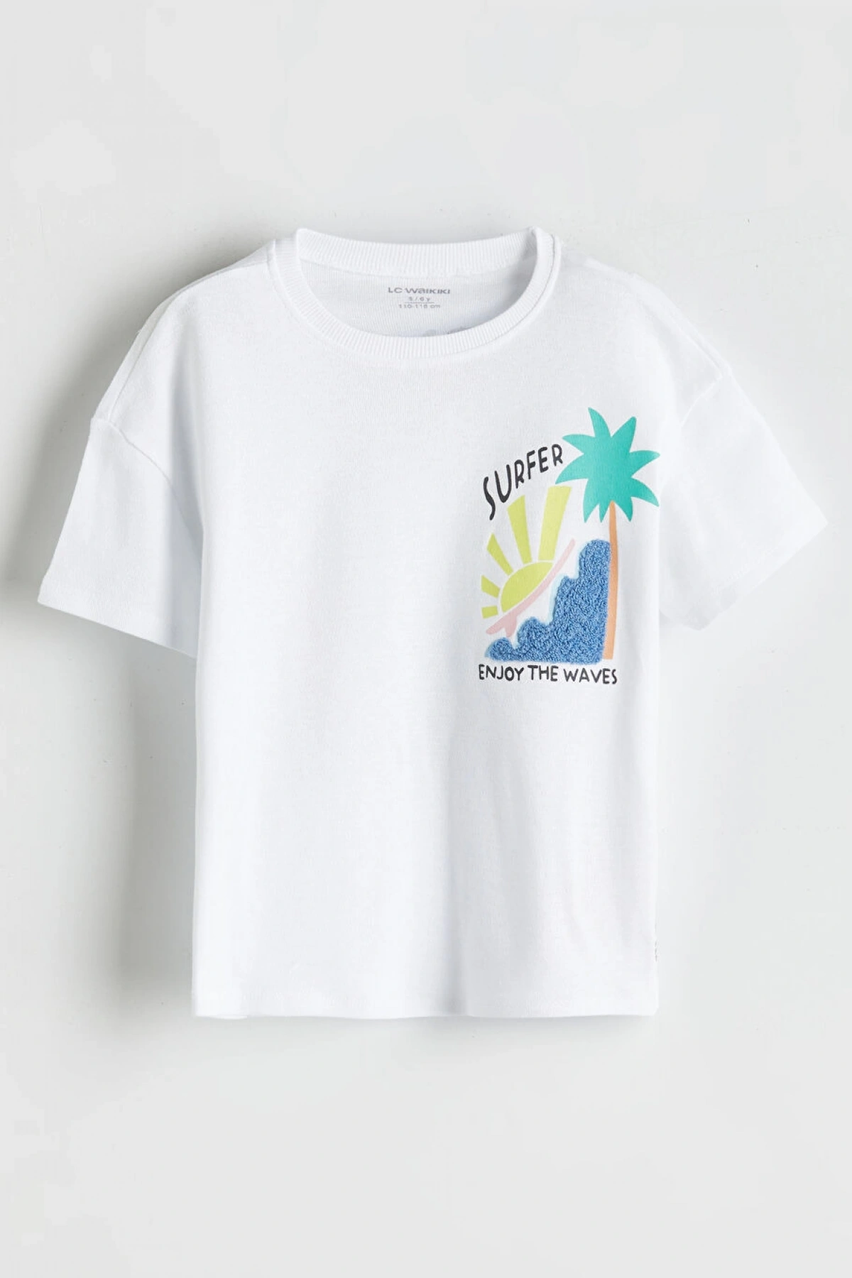 LCW Kids Beyaz Bisiklet Yaka Baskılı Erkek Çocuk Tişört