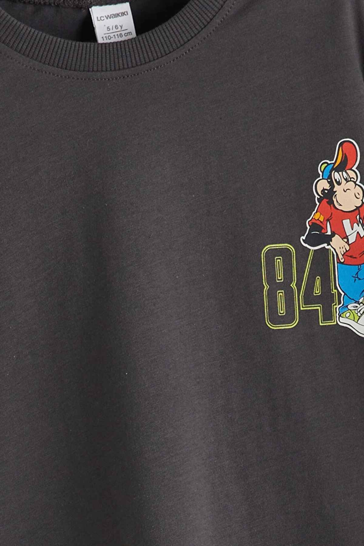 LCW Kids Antrasit Efsane Maymun Baskılı Erkek Çocuk Tişört