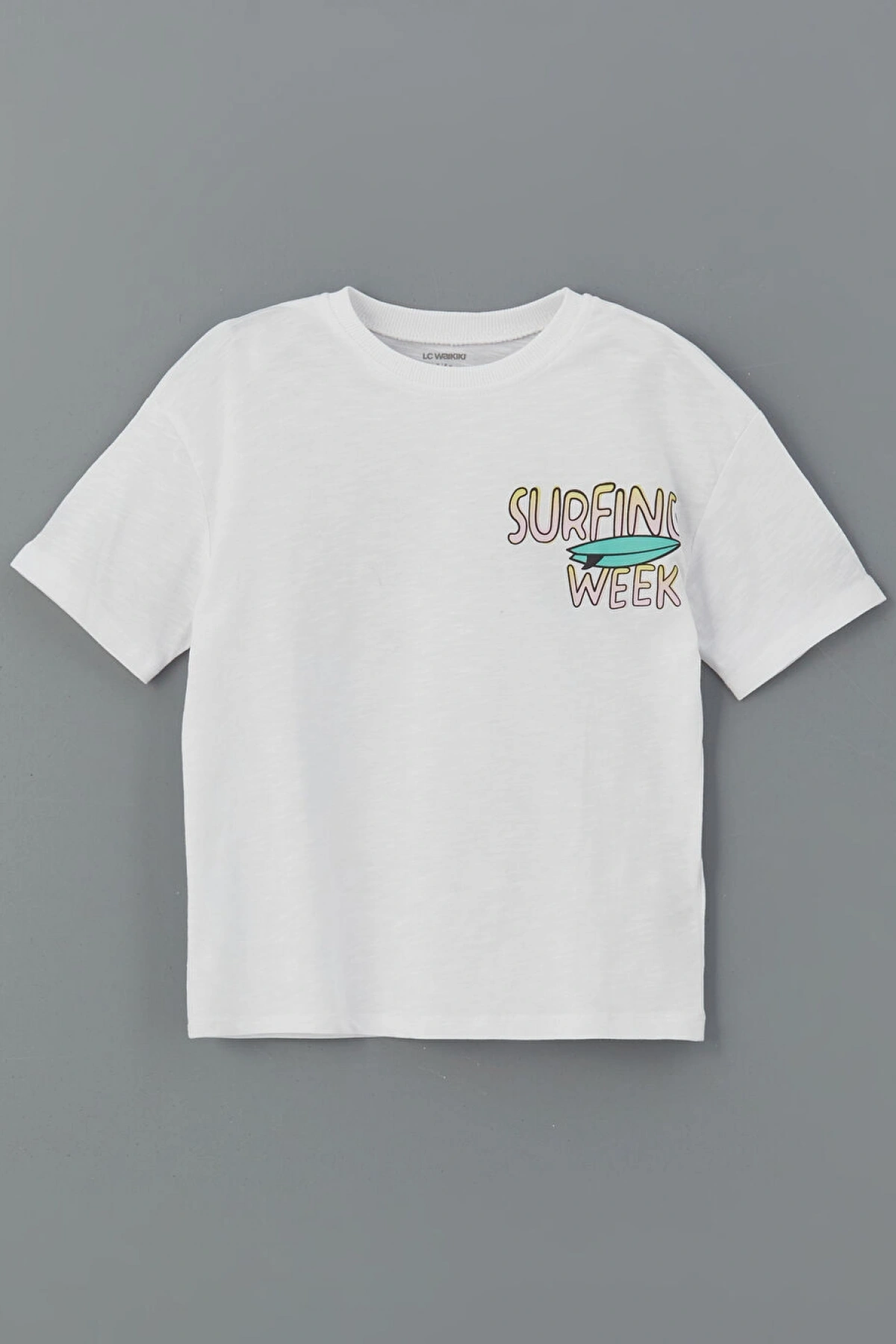 LCW Kids Beyaz Bisiklet Yaka Yazı Baskılı Erkek Çocuk Tişört