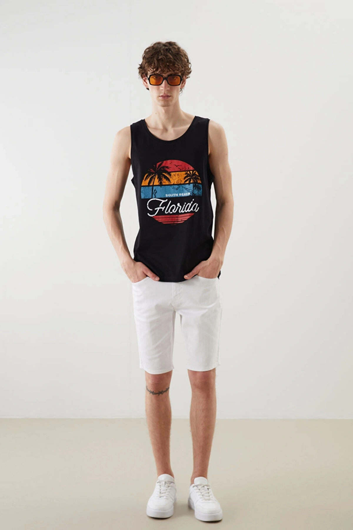 XSIDE Siyah Florida Baskılı Erkek Kolsuz Tişört