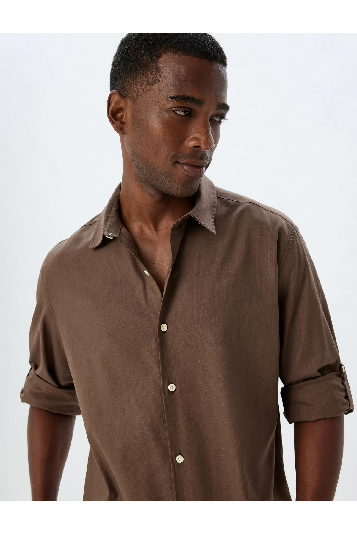 Koton Klasik Gömlek Uzun Kollu Düğmeli Kol Detaylı Pamuklu Regular Fit