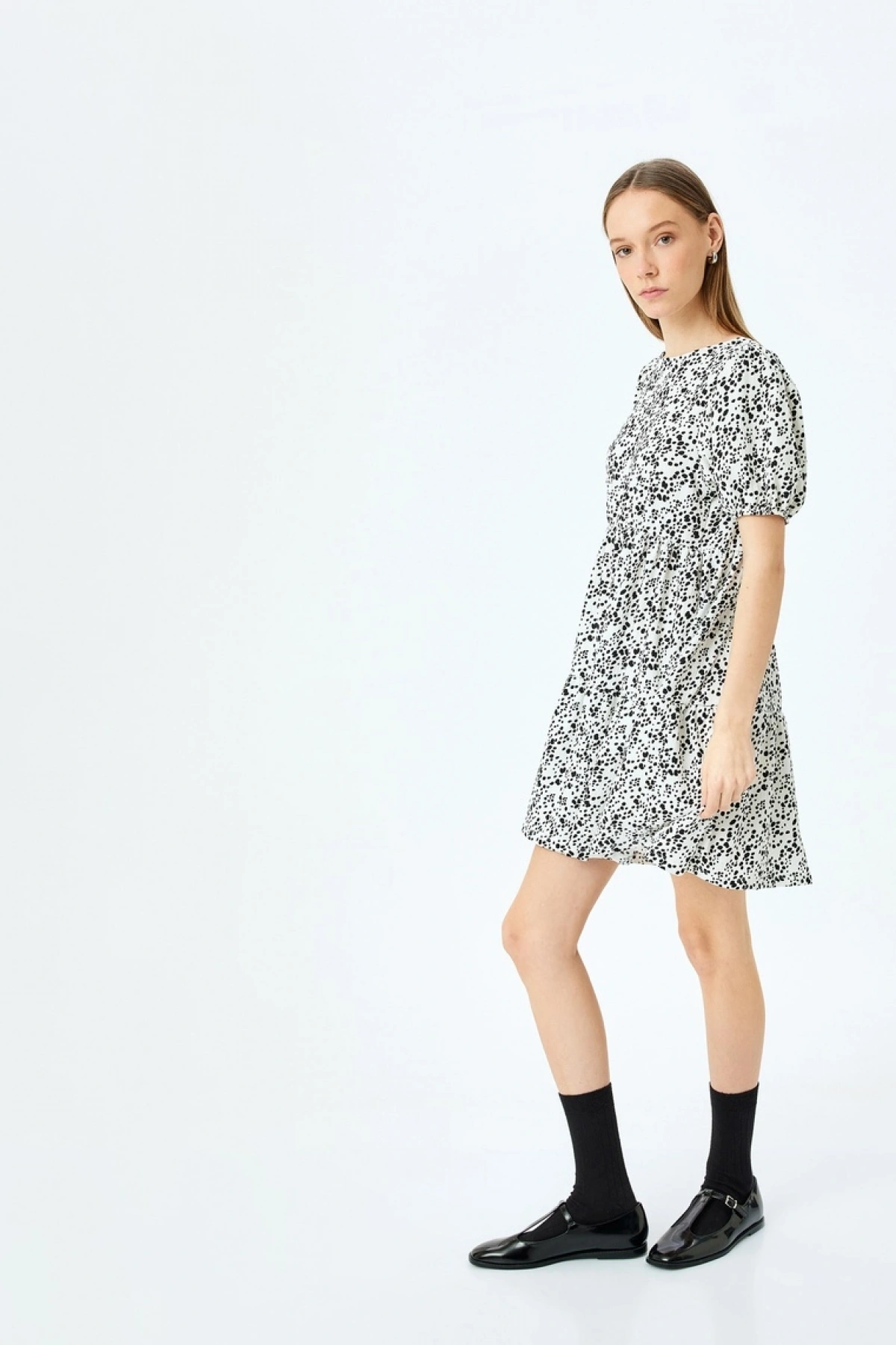 KOTON Volanlı Balon Kollu Mini Elbise Bürümcük