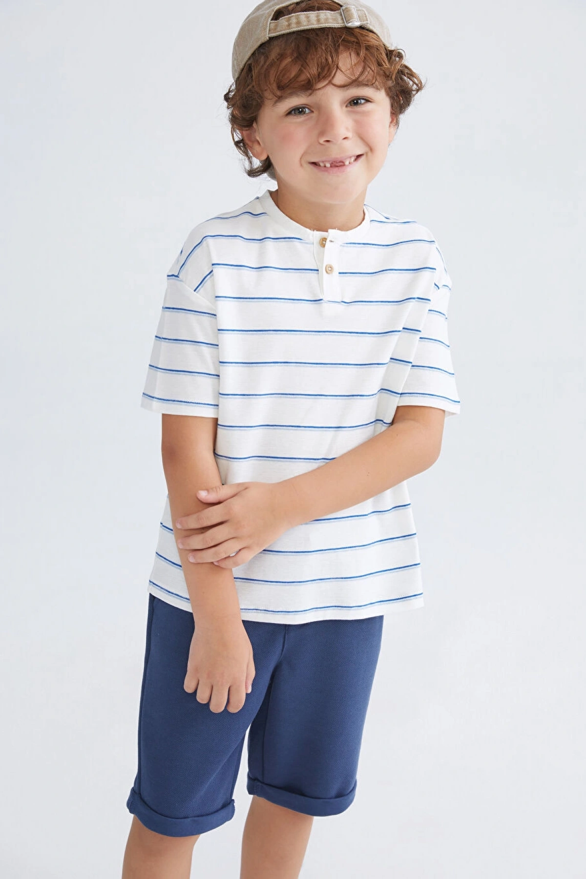 LCW Kids Çizgili Erkek Çocuk Tişört ve Pantolon 2li