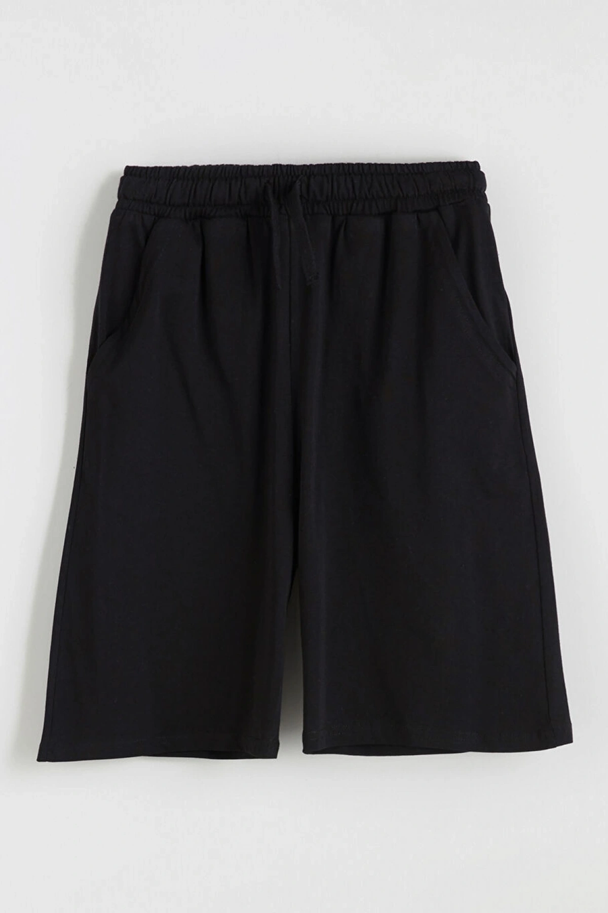 LCW Kids Siyah Beli Lastikli Erkek Çocuk Şort