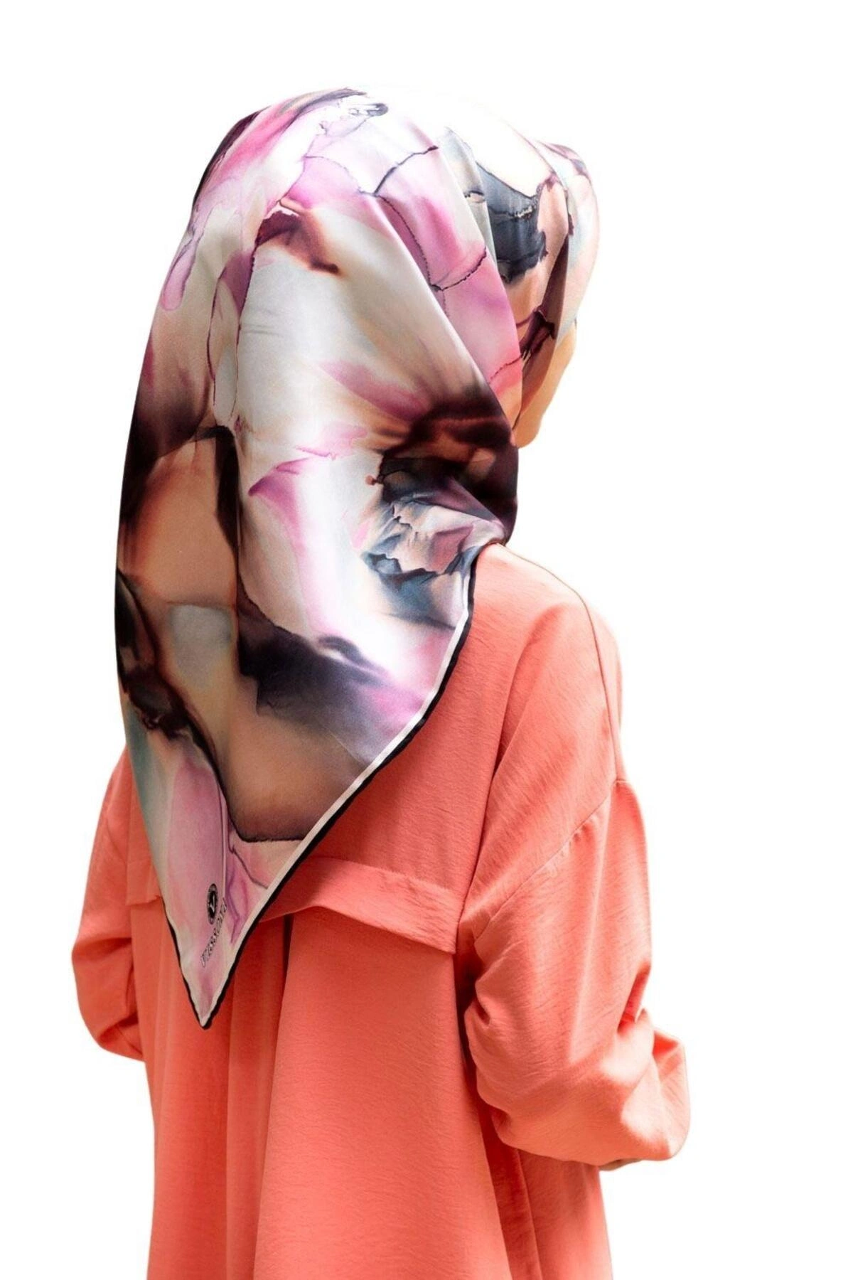 Vissona %100 Twill İpek Batik Çiçek Desenli Somon - Lila Renkli 90x90 Eşarp Kenar Dikiş Şekli El Dikişli