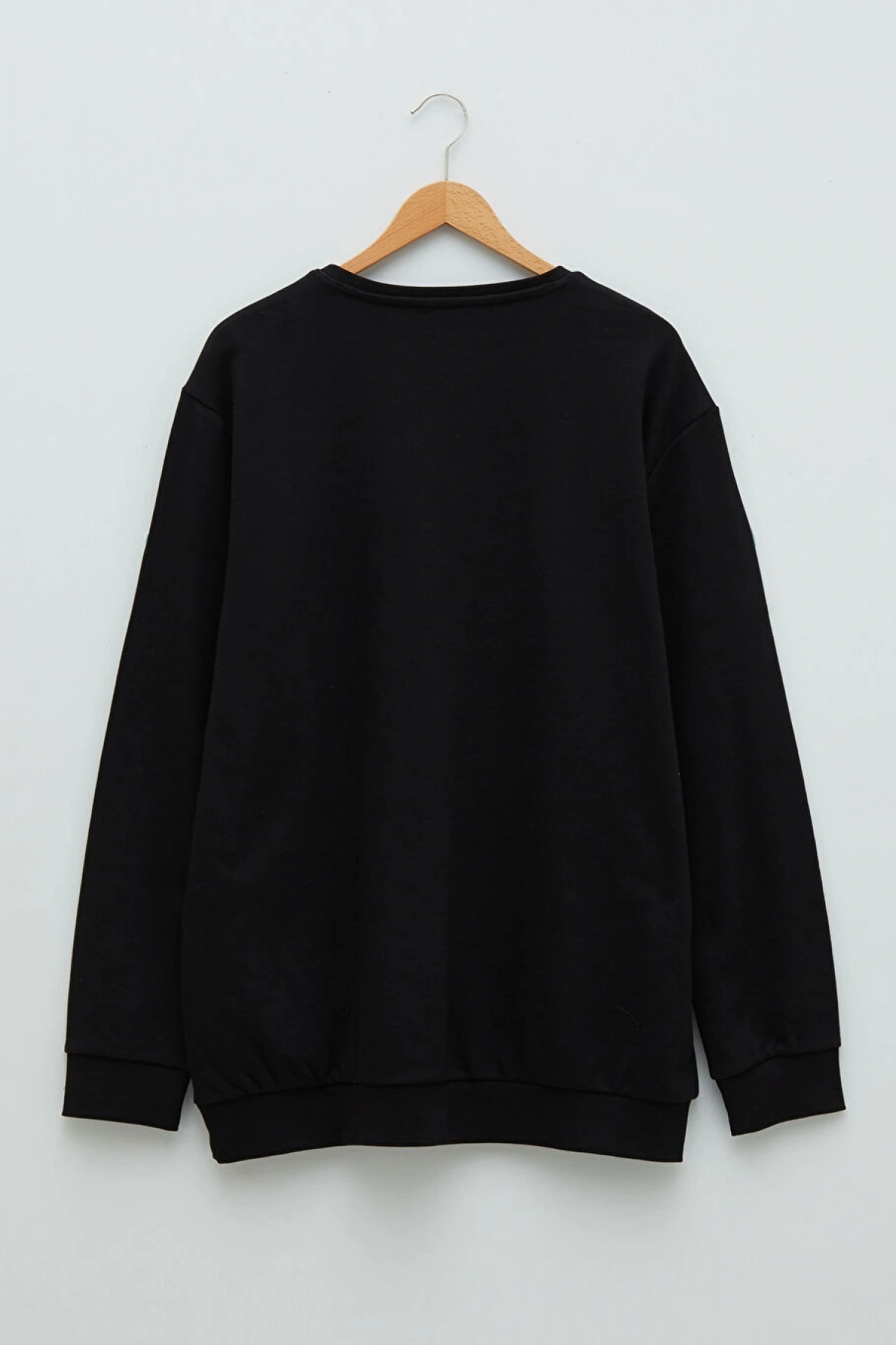 LCWAIKIKI Basic Siyah Büyük Beden Bisiklet Yaka Uzun Kollu Basic Erkek Sweatshirt