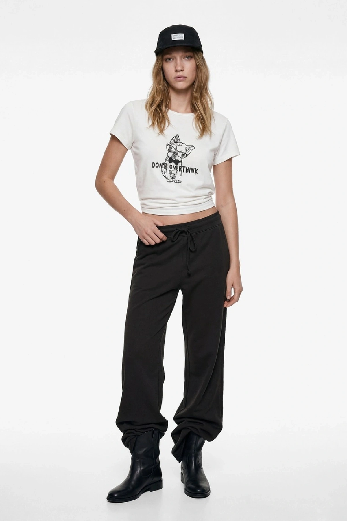 Koton Slim Fit Pamuklu Kısa Kollu Bisiklet Yaka Köpek Baskılı Tişört