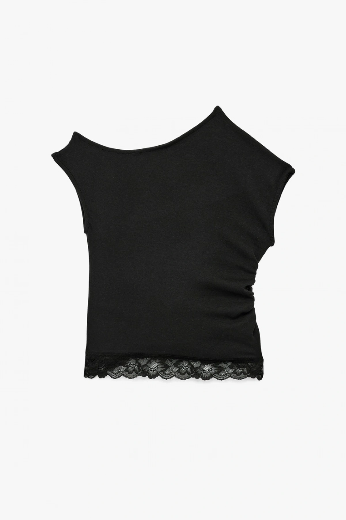 Koton Dantel Detaylı Kısa Kollu Asimetrik Yaka Drapeli Omzu Açık Tişört