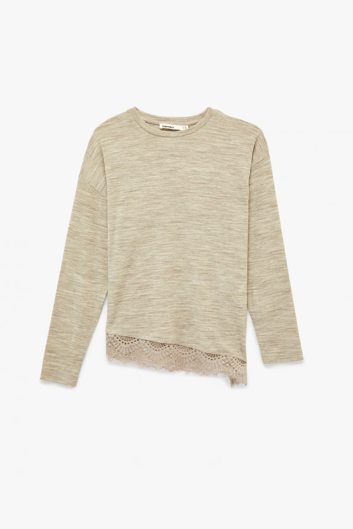 Koton Bisiklet Yaka Uzun Kollu Asimetrik Kesim Dantel Detaylı Tişört