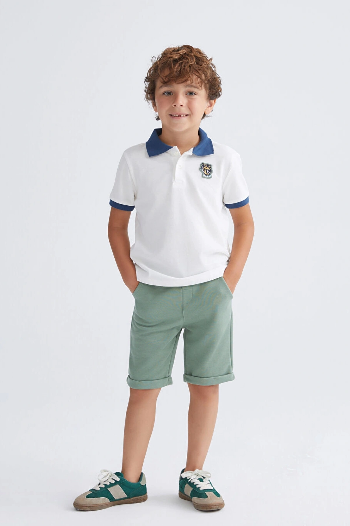 LCW Kids Ekru Polo Yaka Nakışlı Erkek Çocuk Tişört ve Şort 2li