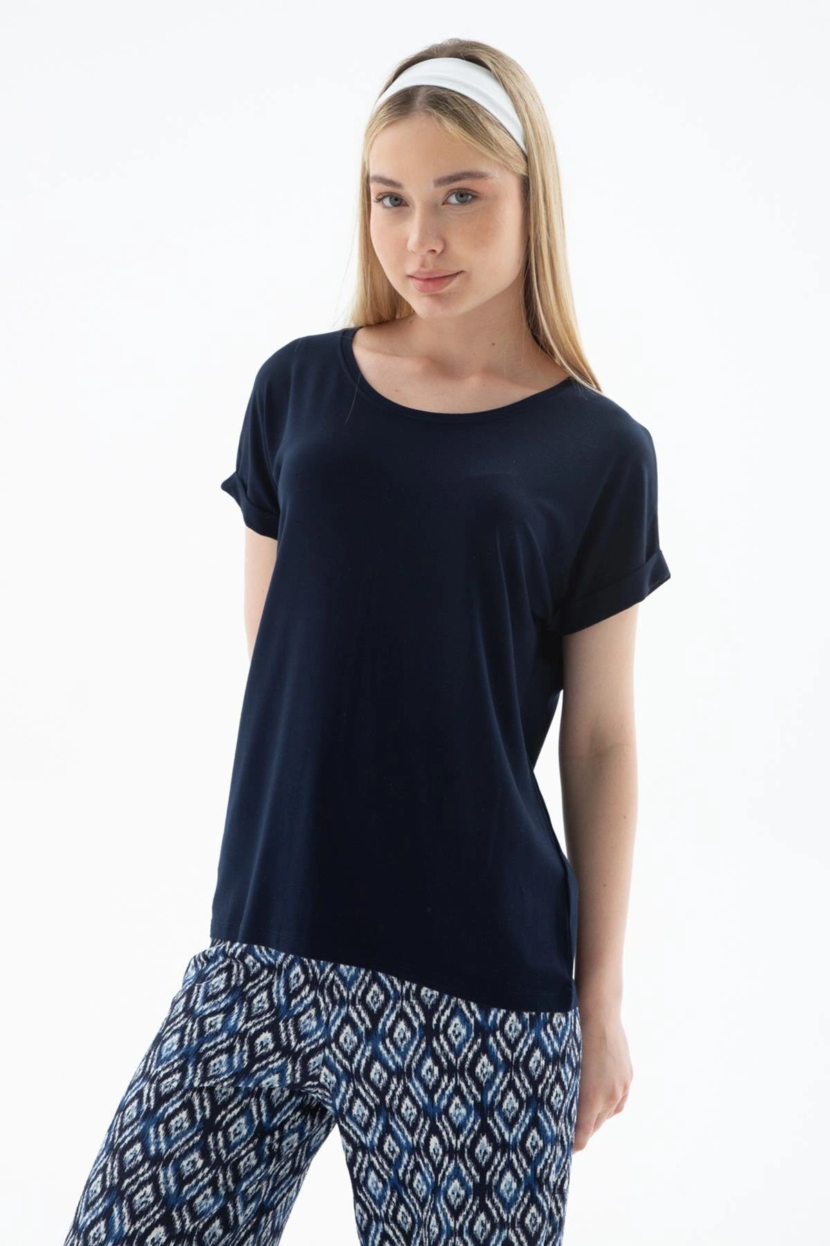 Fashion Friends Bisiklet Yaka Dökümlü Viskon Bluz Lacivert