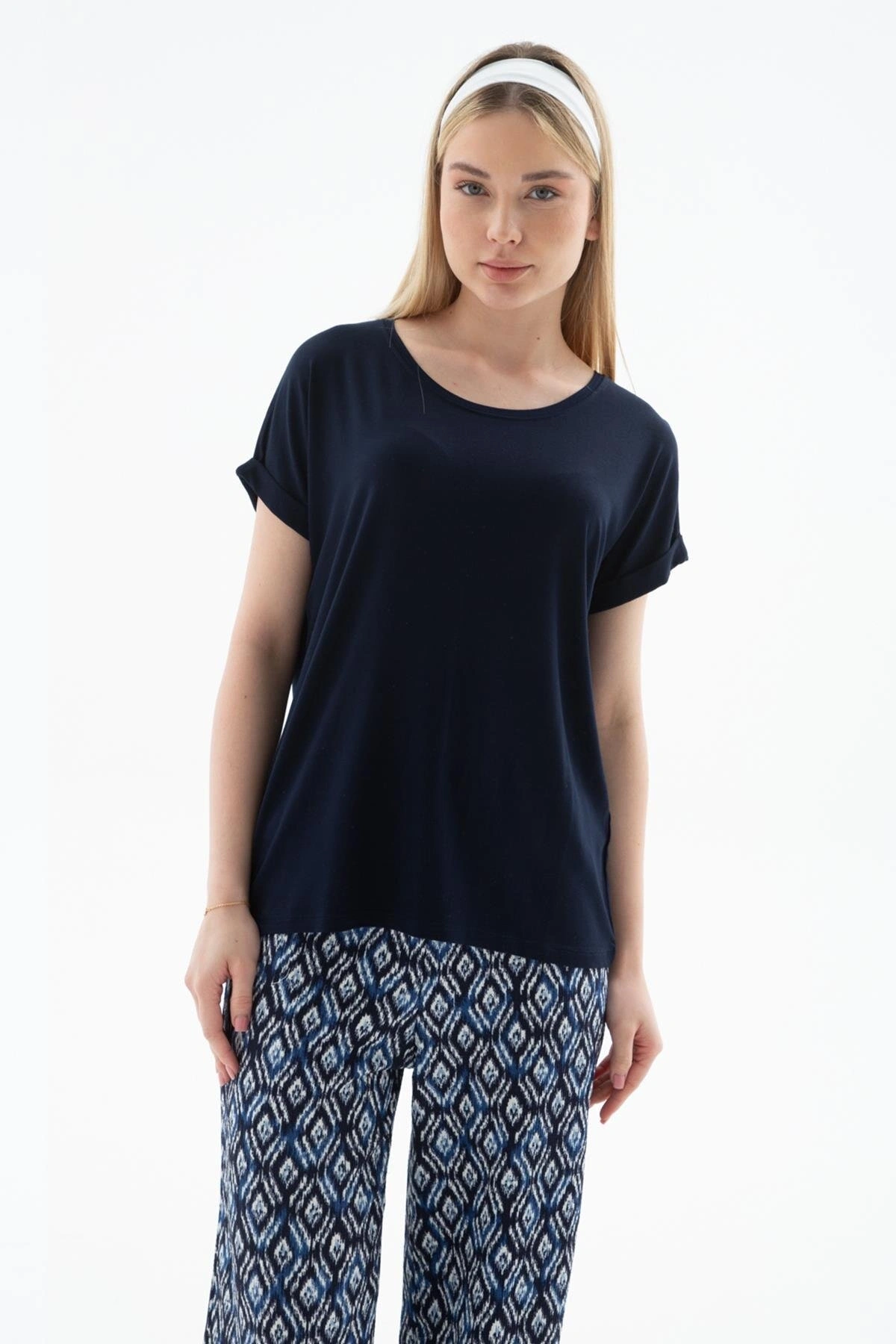 Fashion Friends Bisiklet Yaka Dökümlü Viskon Bluz Lacivert