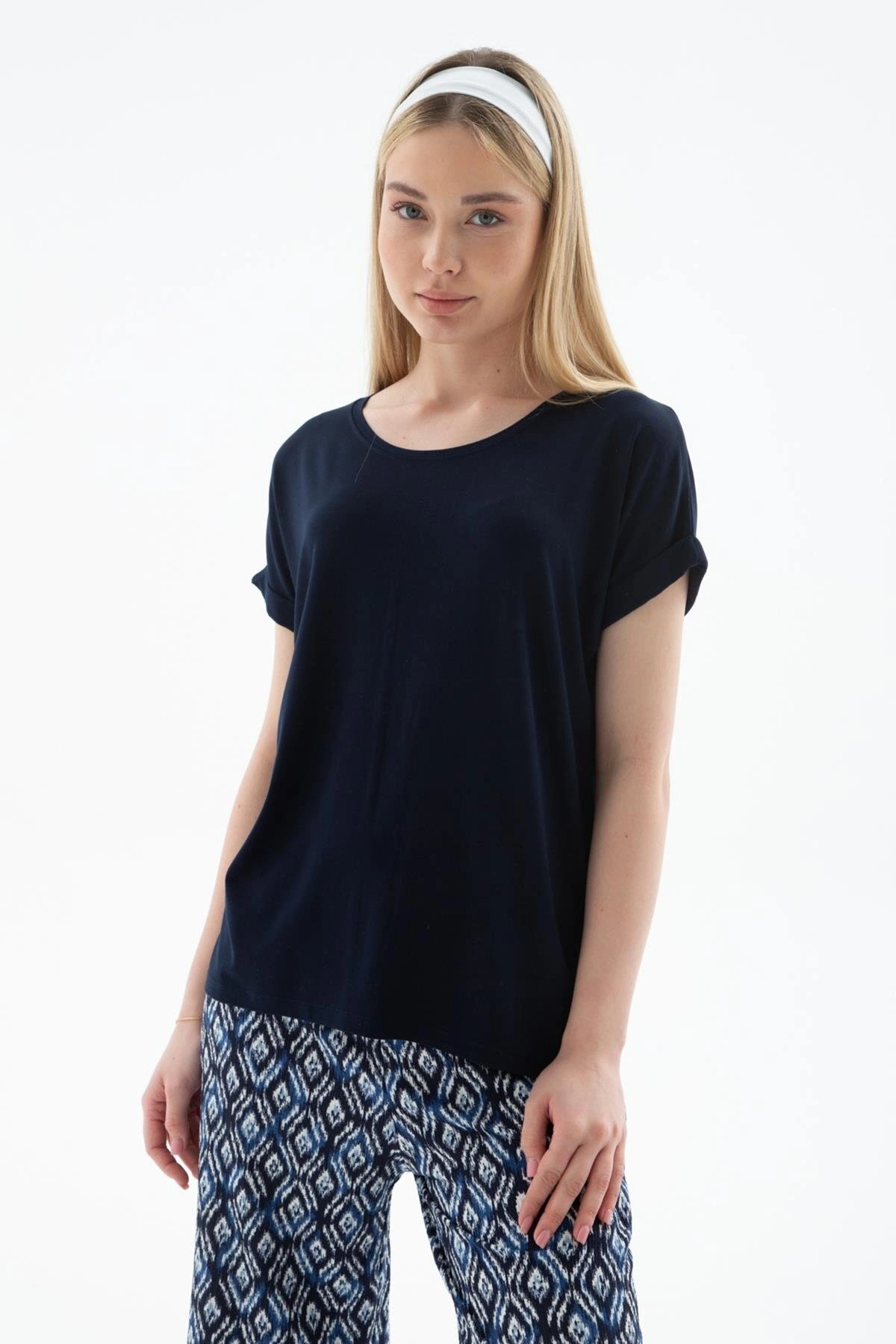 Fashion Friends Bisiklet Yaka Dökümlü Viskon Bluz Lacivert