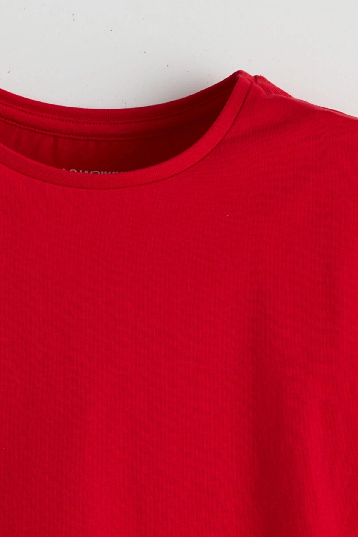 LCW Kids Kırmızı Bisiklet Yaka Düz Penye Kız Çocuk Tişört