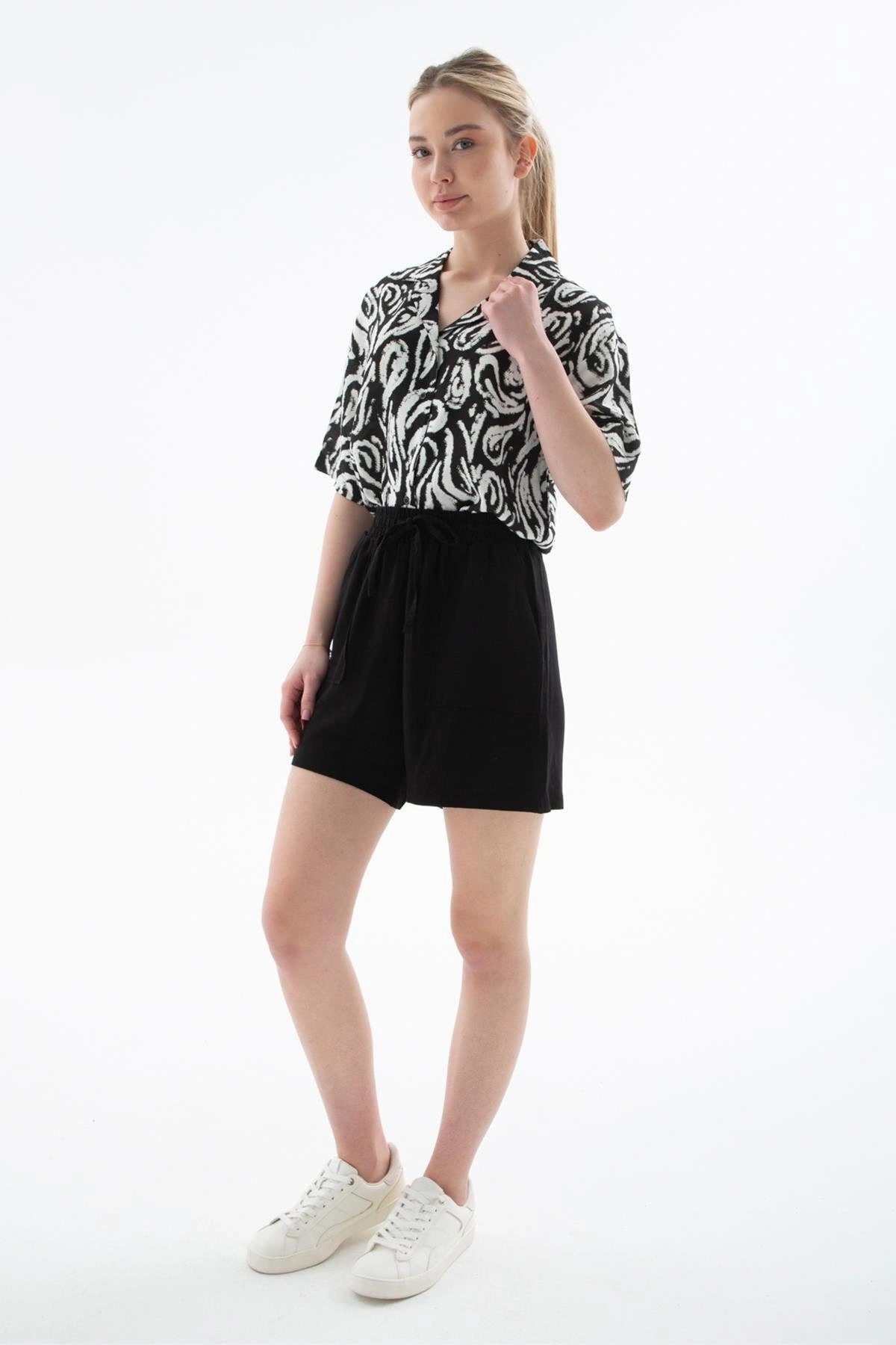 Keten Karışımlı Comfort Fit Lastikli Kısa Short SHORT 25Y0606K1