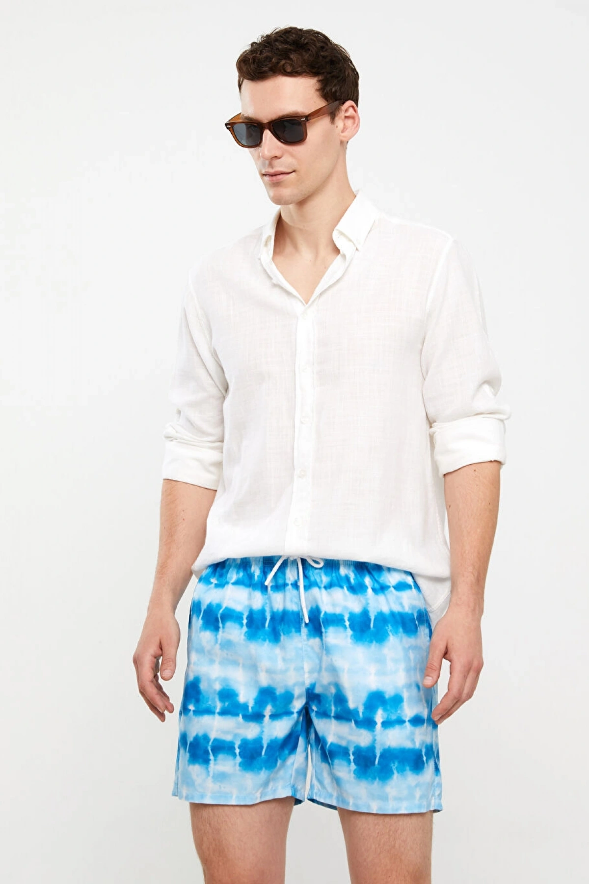 Kısa Boy Desenli Erkek Deniz Şortu