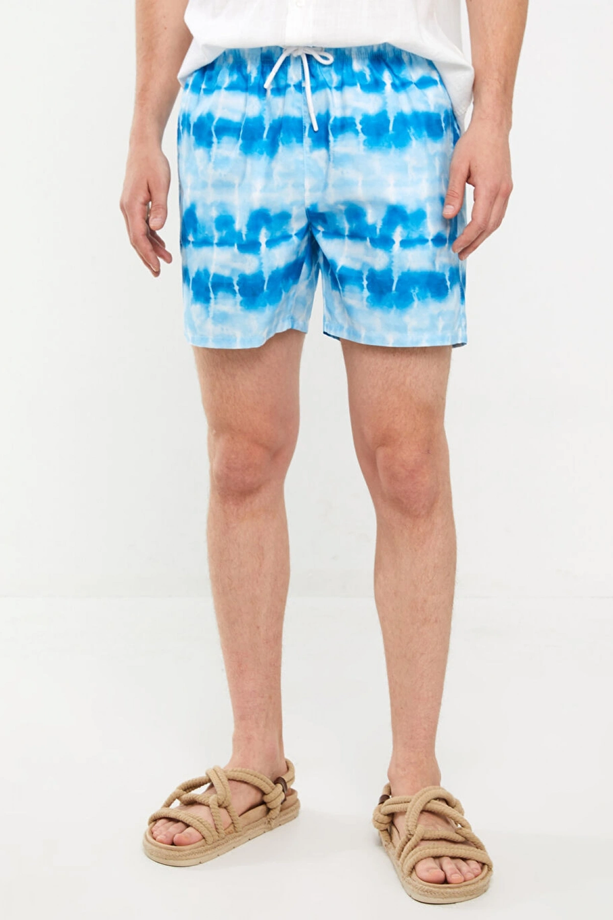 Kısa Boy Desenli Erkek Deniz Şortu