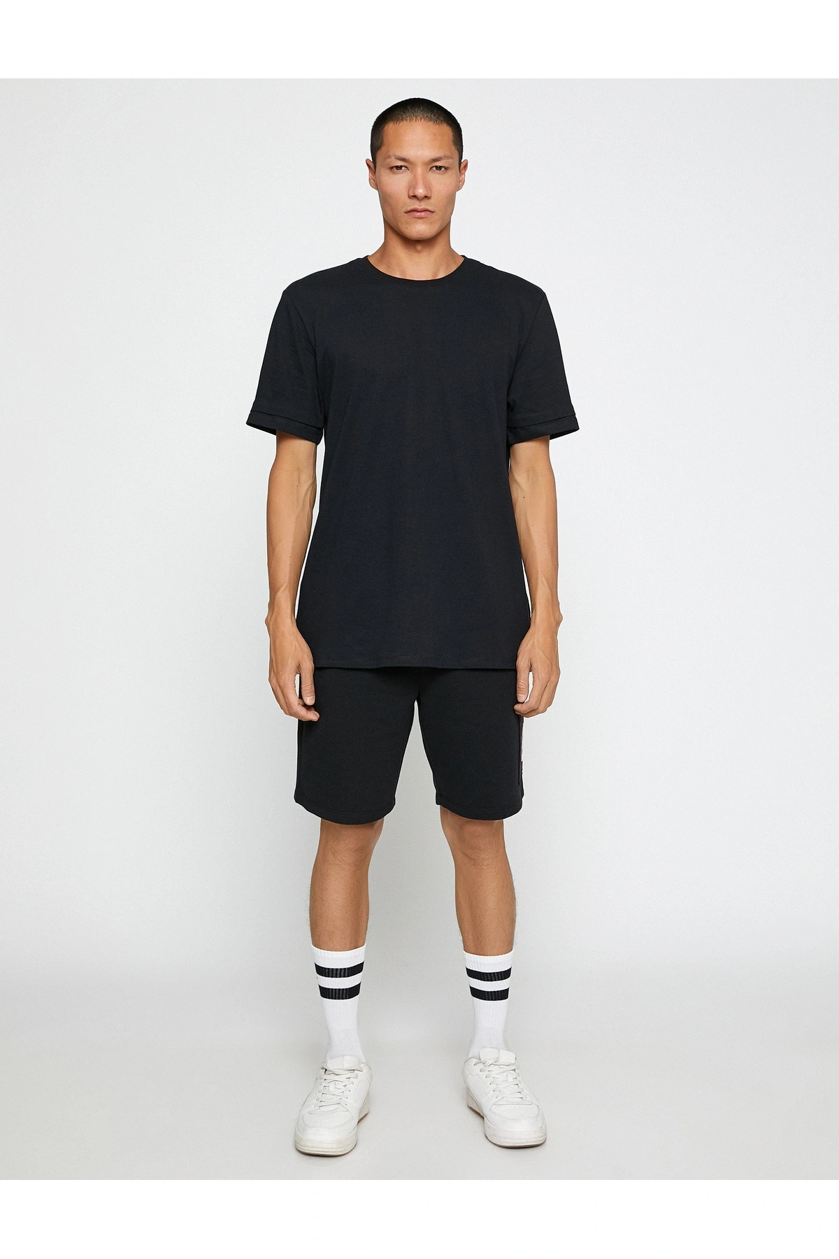 Koton Basic Spor Şort Uzakdoğu Baskılı Beli Bağcıklı Cepli