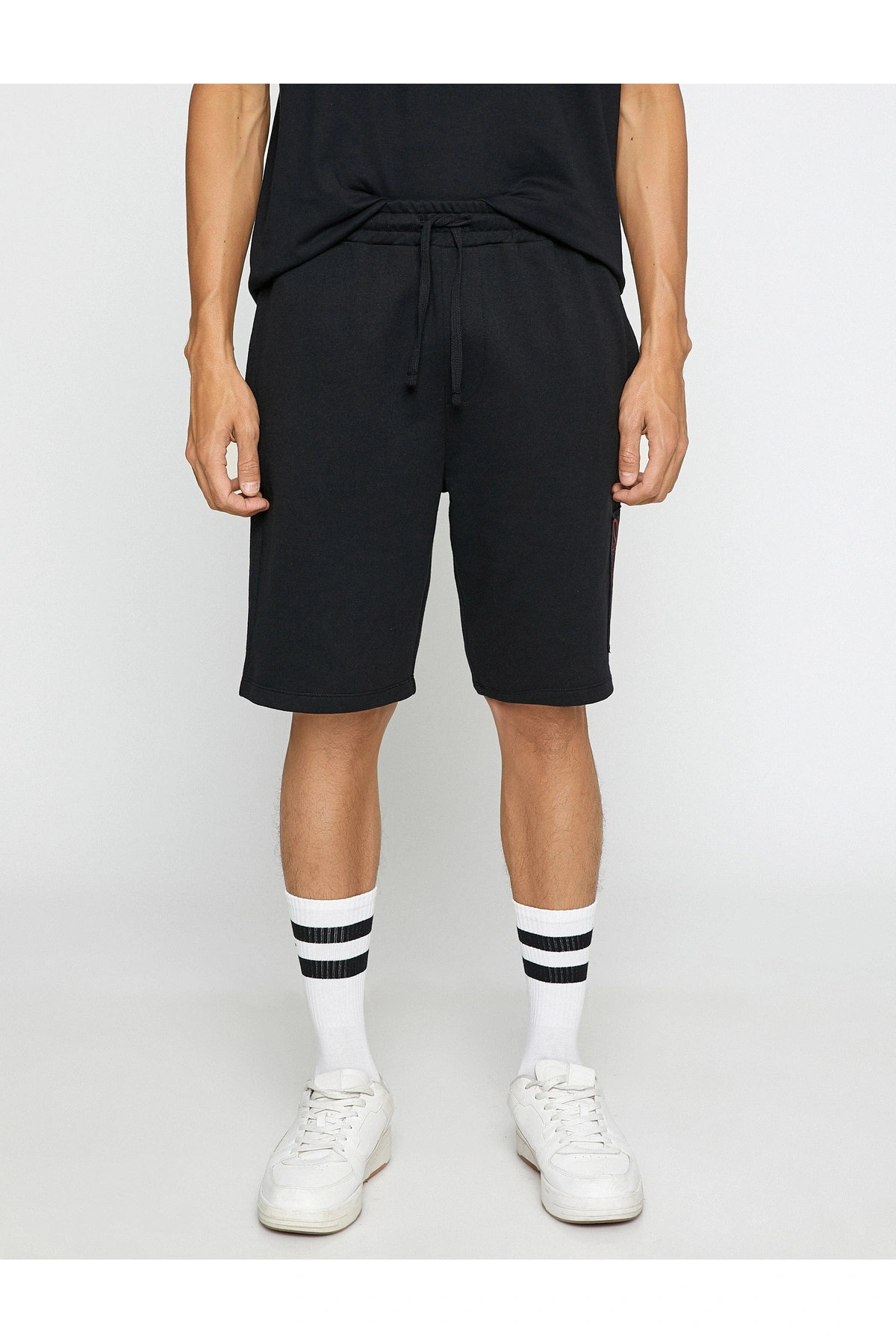 Koton Basic Spor Şort Uzakdoğu Baskılı Beli Bağcıklı Cepli