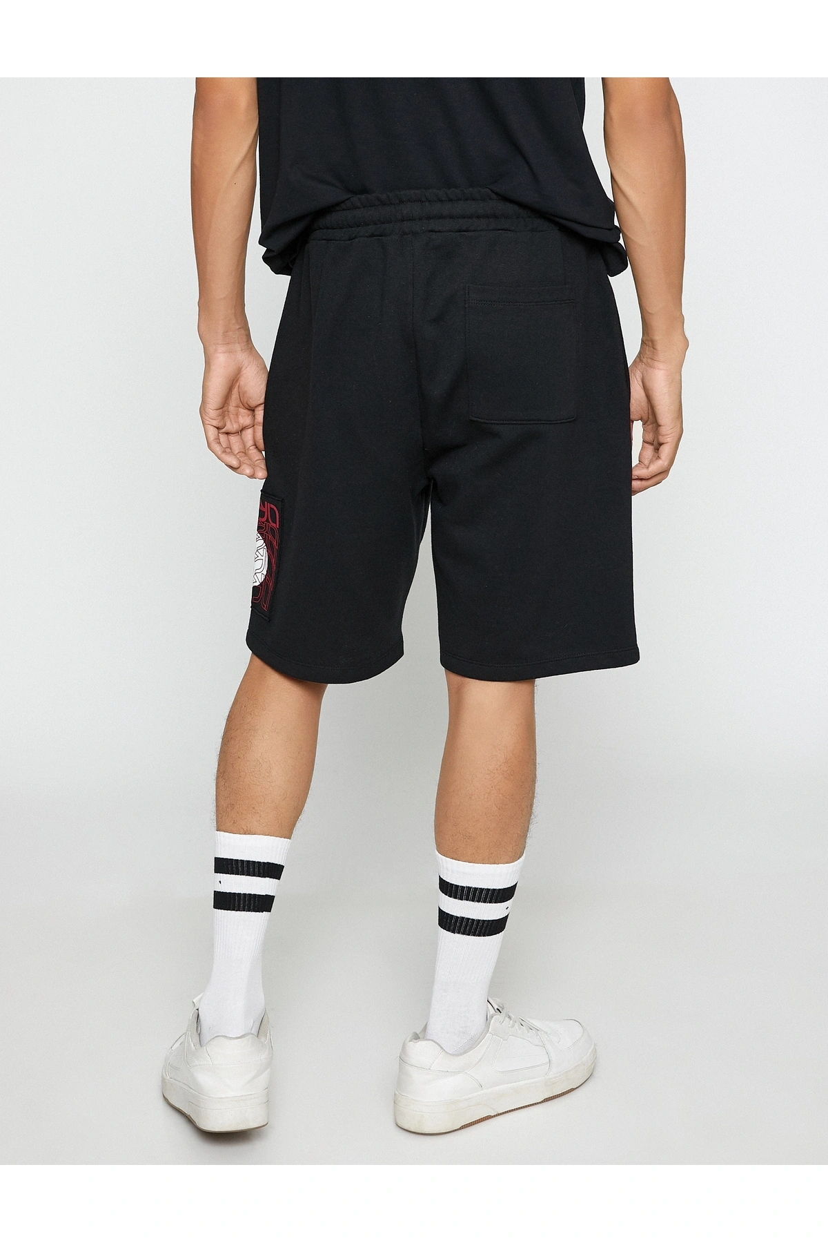 Koton Basic Spor Şort Uzakdoğu Baskılı Beli Bağcıklı Cepli