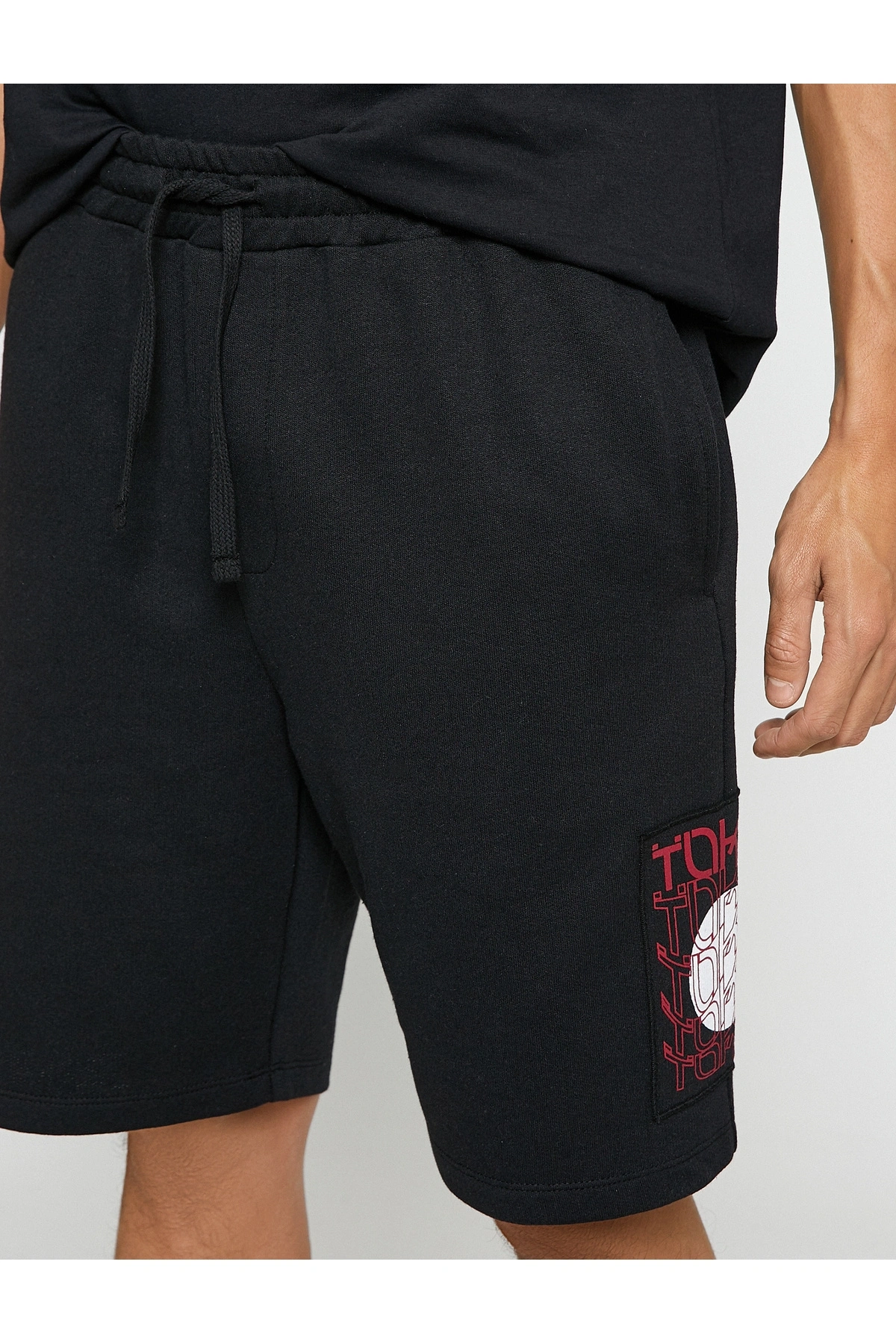 Koton Basic Spor Şort Uzakdoğu Baskılı Beli Bağcıklı Cepli