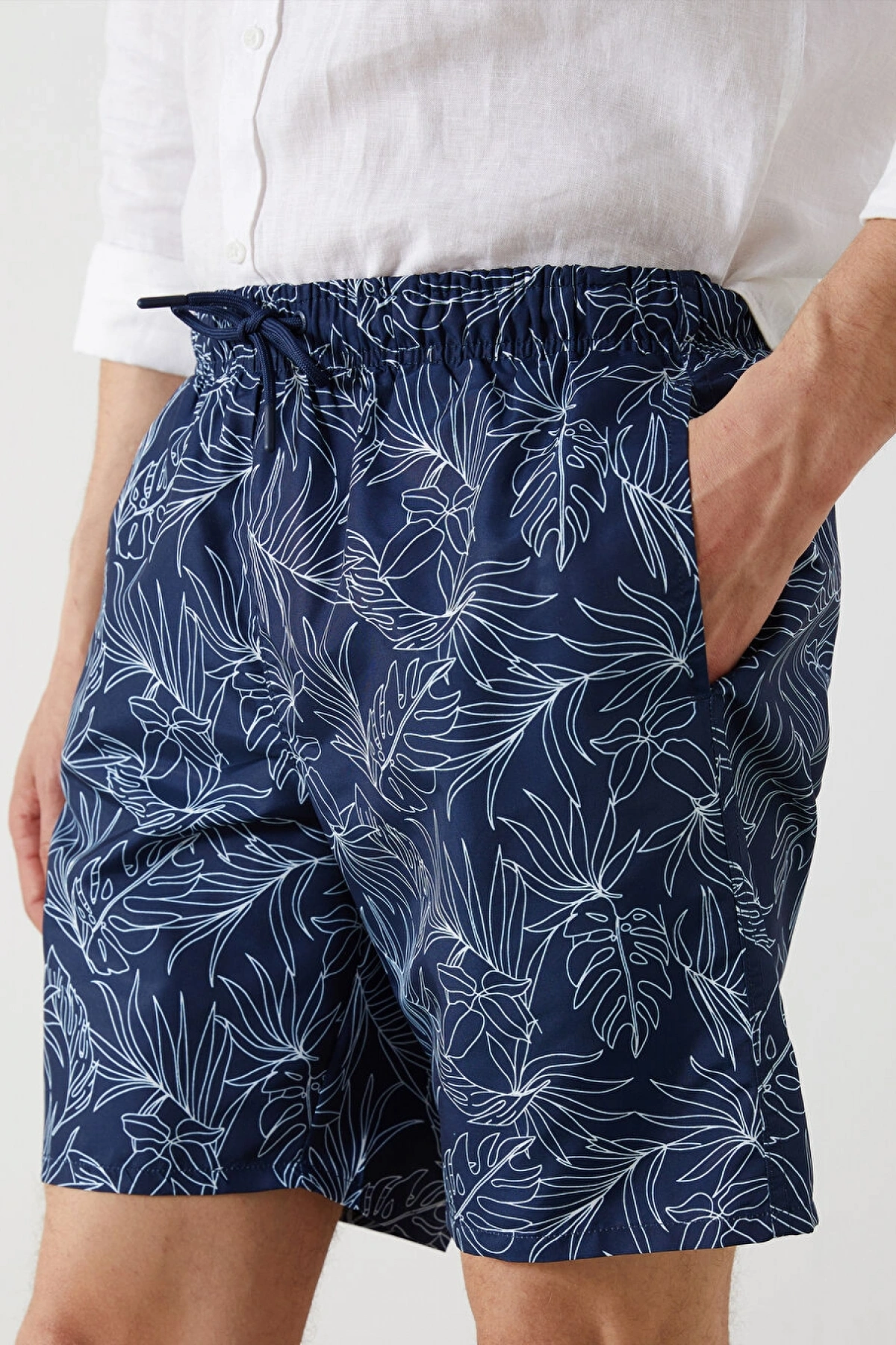 SOUTHBLUE Diz Hizası Boy Desenli Erkek Deniz Şortu